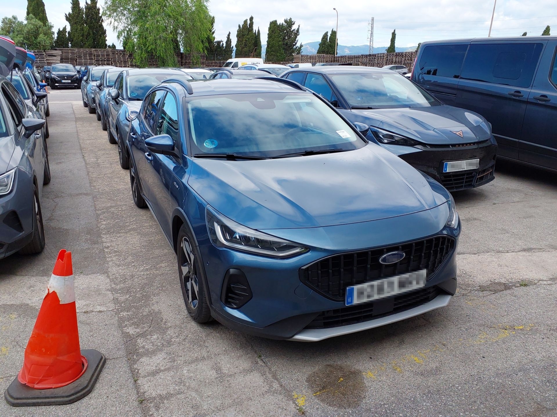 Foto 6 de Ford Focus 2024 en venta en CSV Motor VALDEFUENTES · color Azul