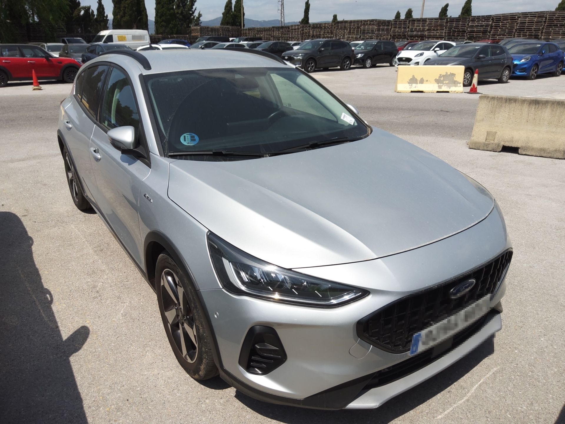 Foto 3 de Ford Focus 2024 en venta en CSV Motor VALDEFUENTES · color Plata