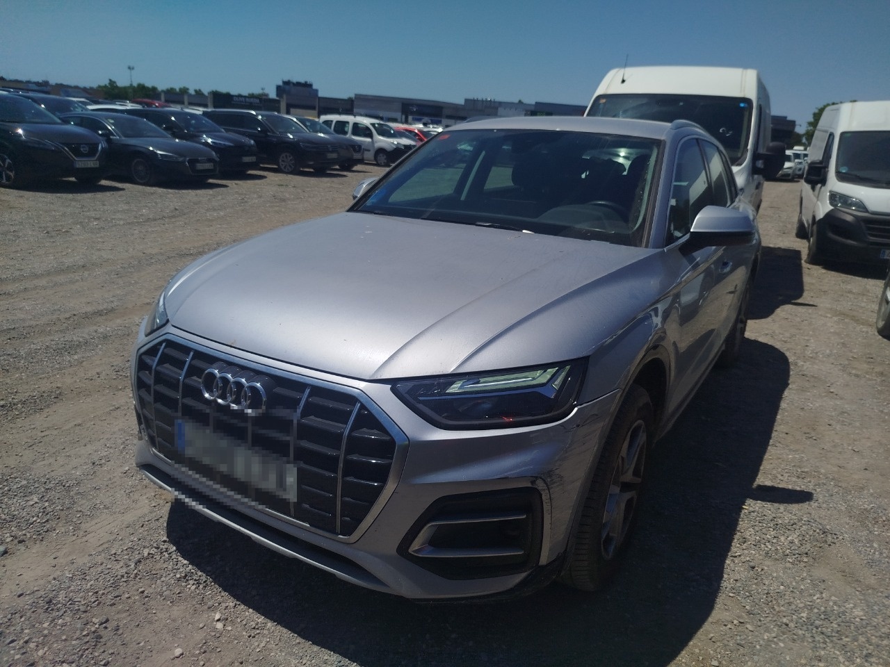 Foto 1 de Audi Q5 2021 en venta en CSV Motor VALDEFUENTES · color Plata Florete