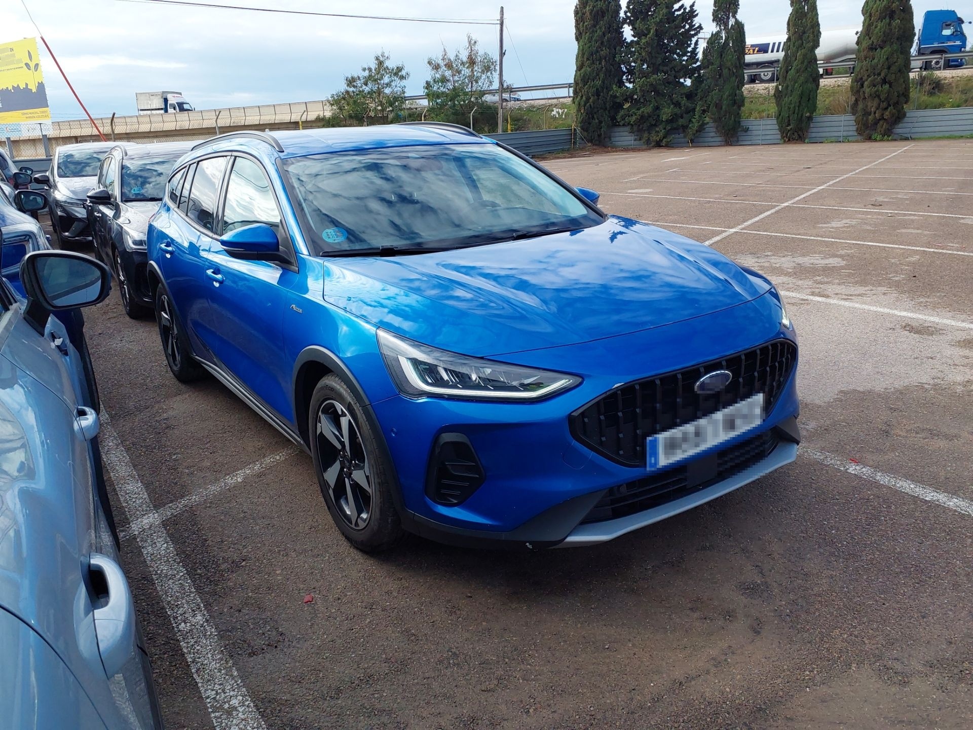 Foto 3 de Ford Focus Familiar 2024 en venta en CSV Motor VALDEFUENTES · color Azul