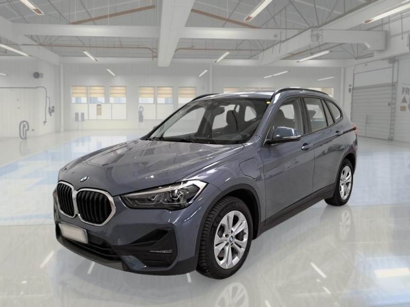 Foto 3 de BMW X1 2021 en venta en CSV Motor VALDEFUENTES · color Gris Storm Bay Metalizado
