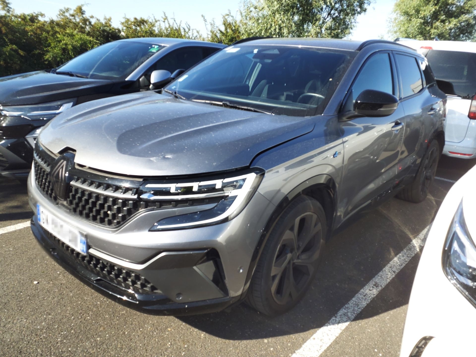 Foto 2 de Renault Austral 2024 en venta en CSV Motor VALDEFUENTES · color Gris