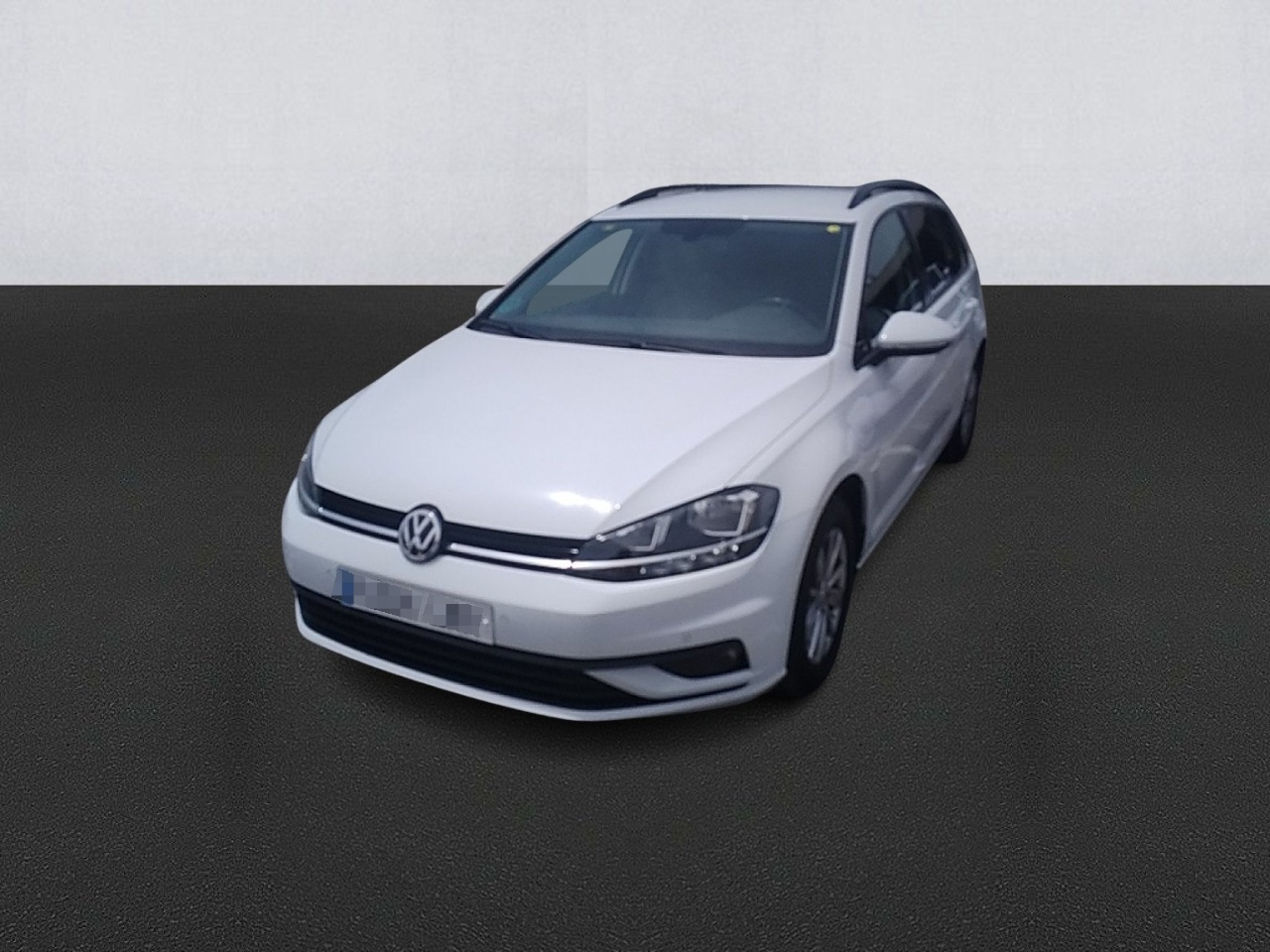 Foto 1 de Volkswagen Golf Familiar 2020 en venta en CSV Motor VALDEFUENTES · color Blanco