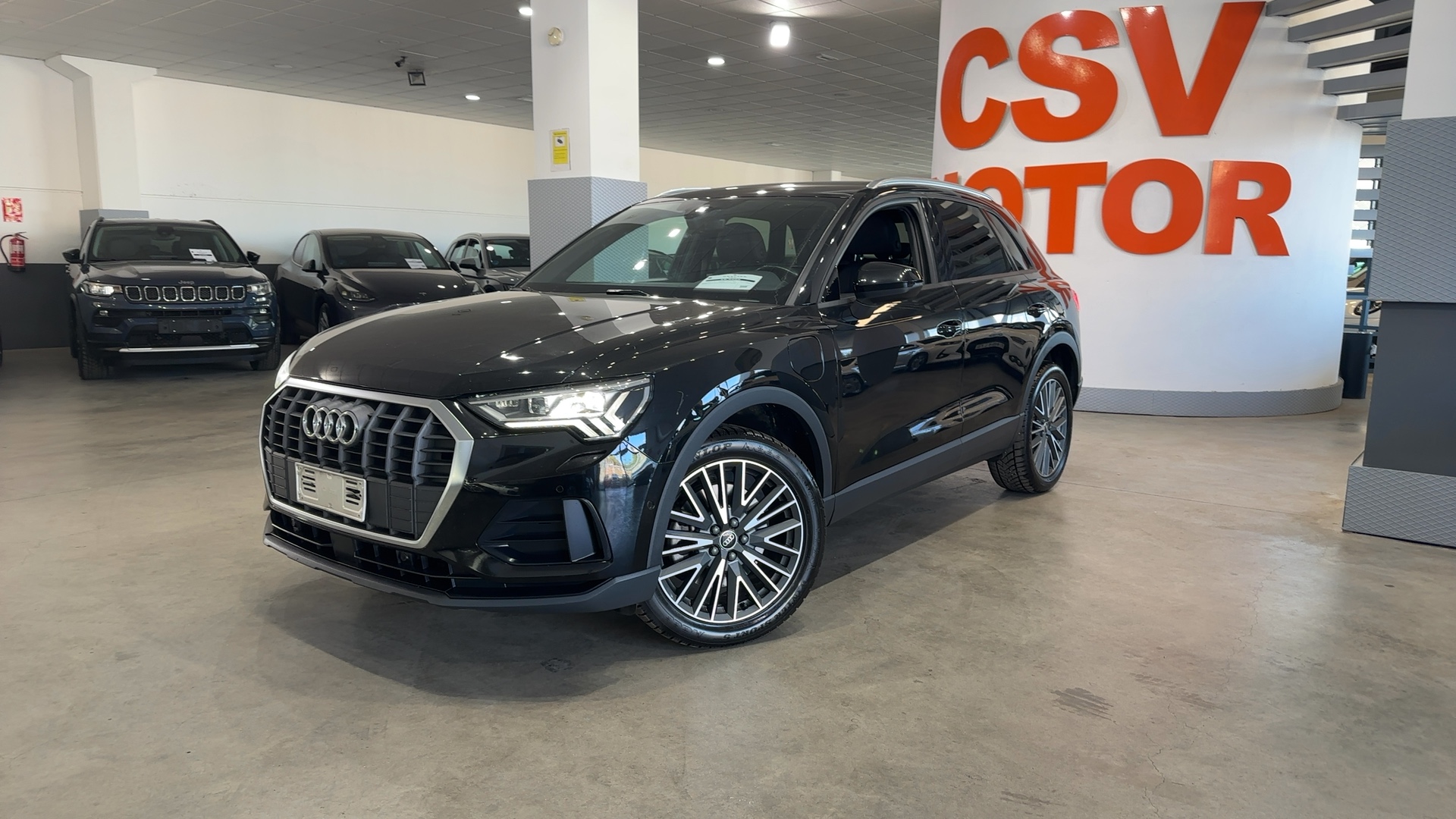 Foto 5 de Audi Q3 2022 en venta en CSV Motor VALDEFUENTES · color Negro Metalizado