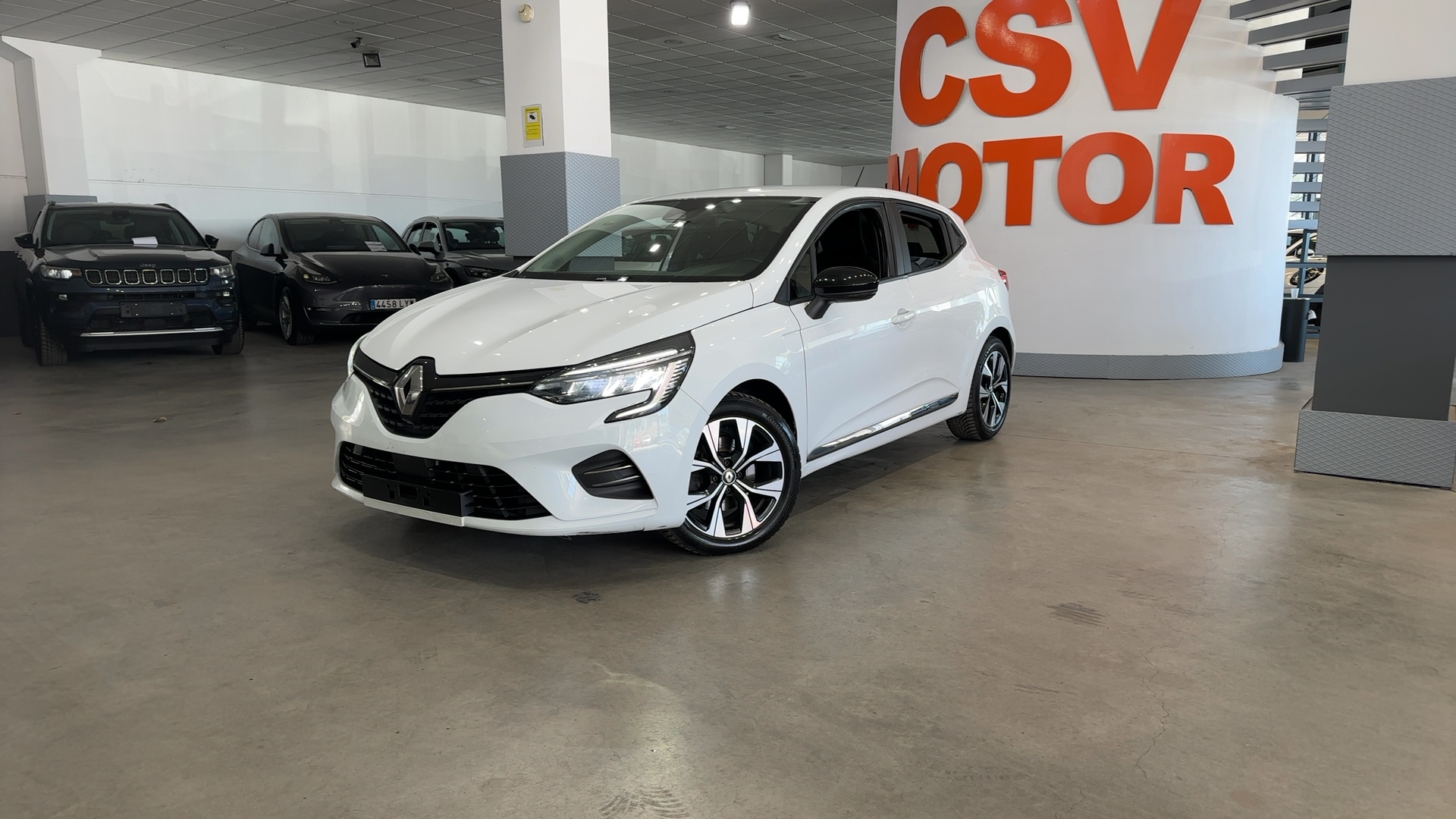 Foto 5 de Renault Clio 2023 en venta en CSV Motor VALDEFUENTES · color Blanco