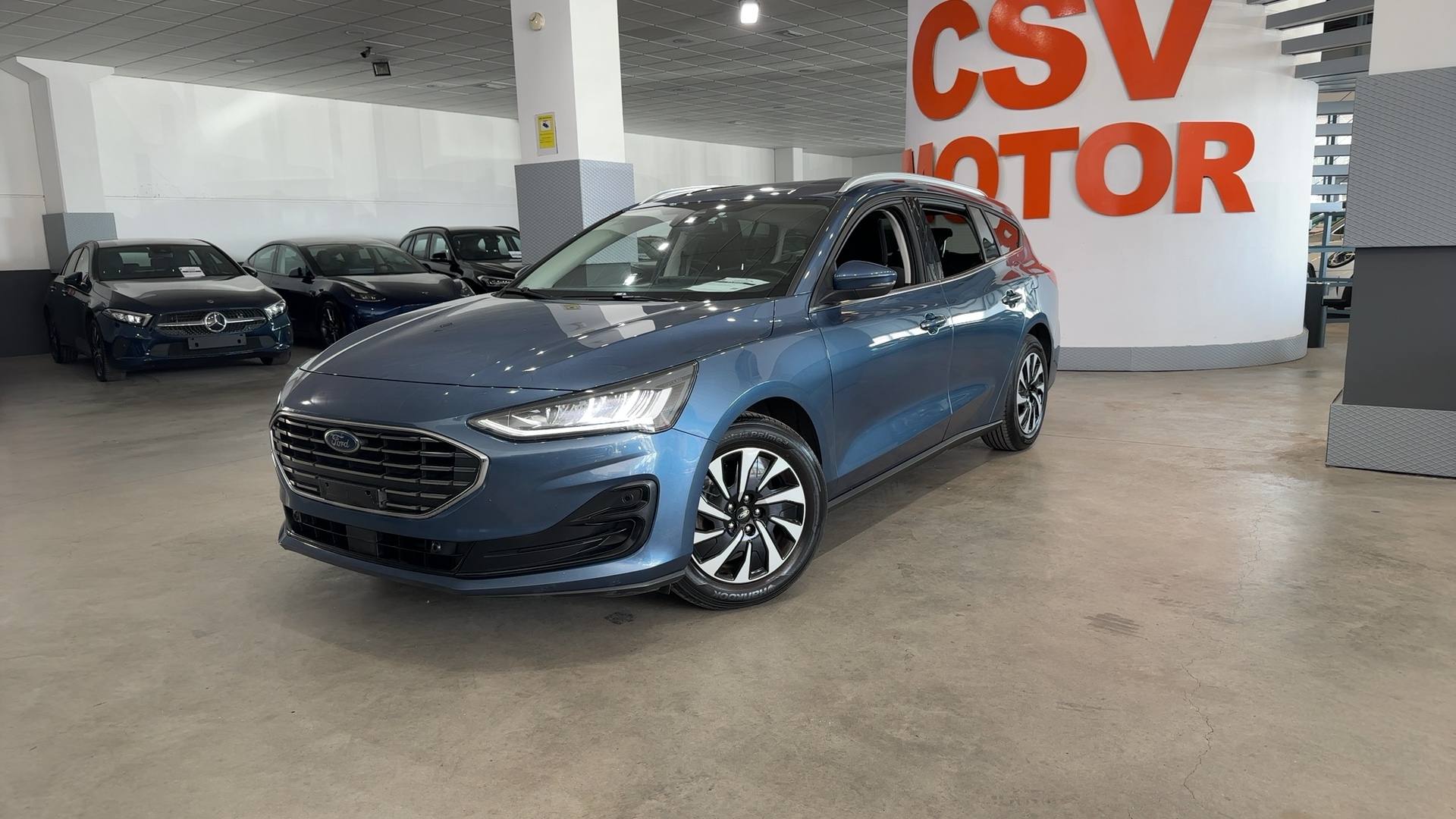 Foto 4 de Ford Focus Familiar 2024 en venta en CSV Motor VALDEFUENTES · color Azul Azur (Metalizado)