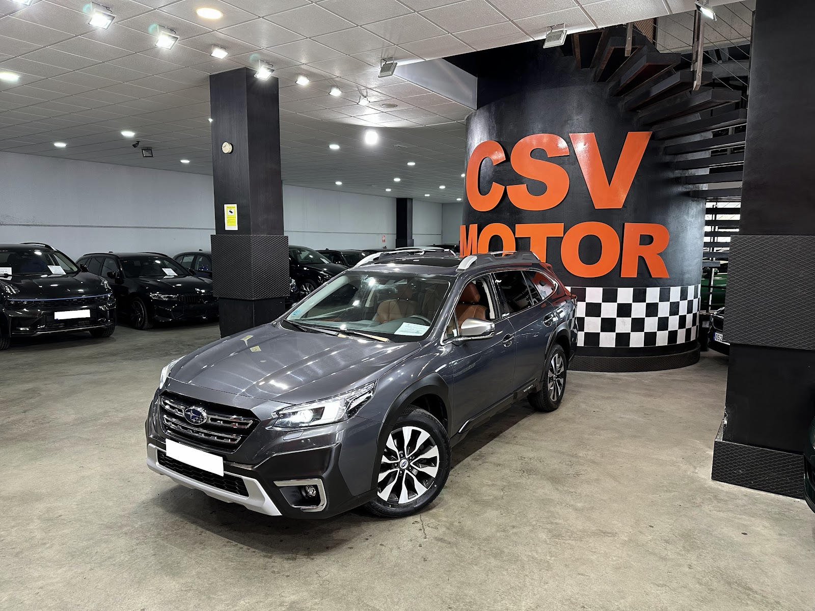 Foto 7 de Subaru Outback 2023 en venta en CSV Motor VALDEFUENTES · color Gris