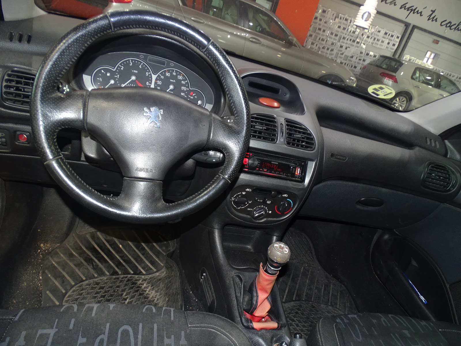 Foto 8 de PEUGEOT 206 2002 en venta en CSV Motor VALDEFUENTES