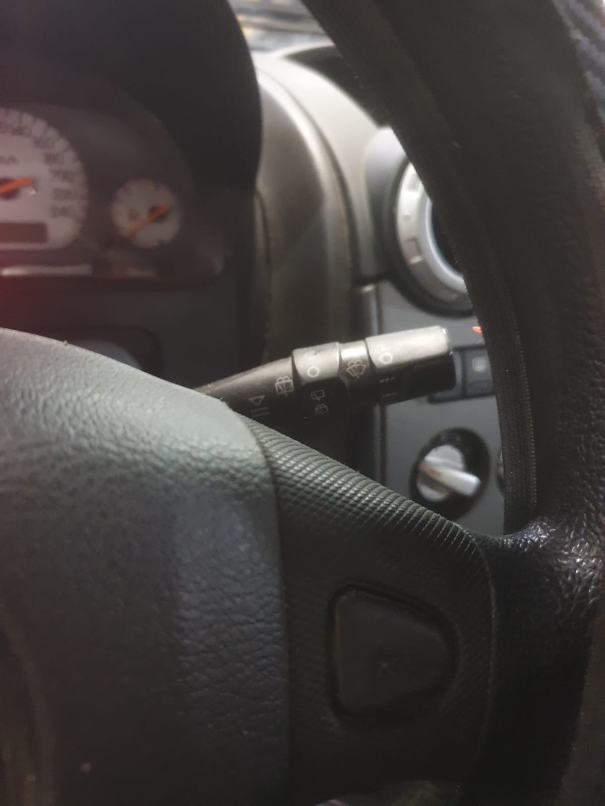 Foto 13 de MG ZR 2005 en venta en CSV Motor VALDEFUENTES