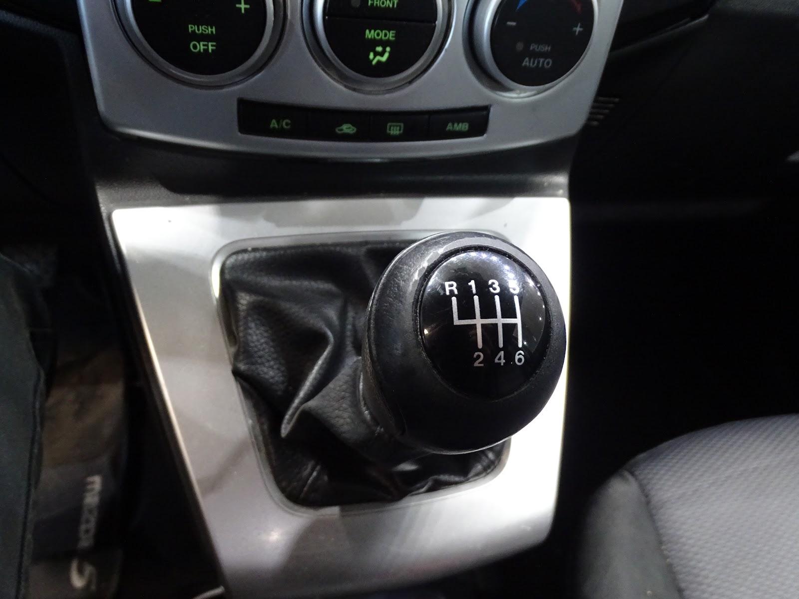 Foto 10 de MAZDA 5 2023 en venta en CSV Motor VALDEFUENTES