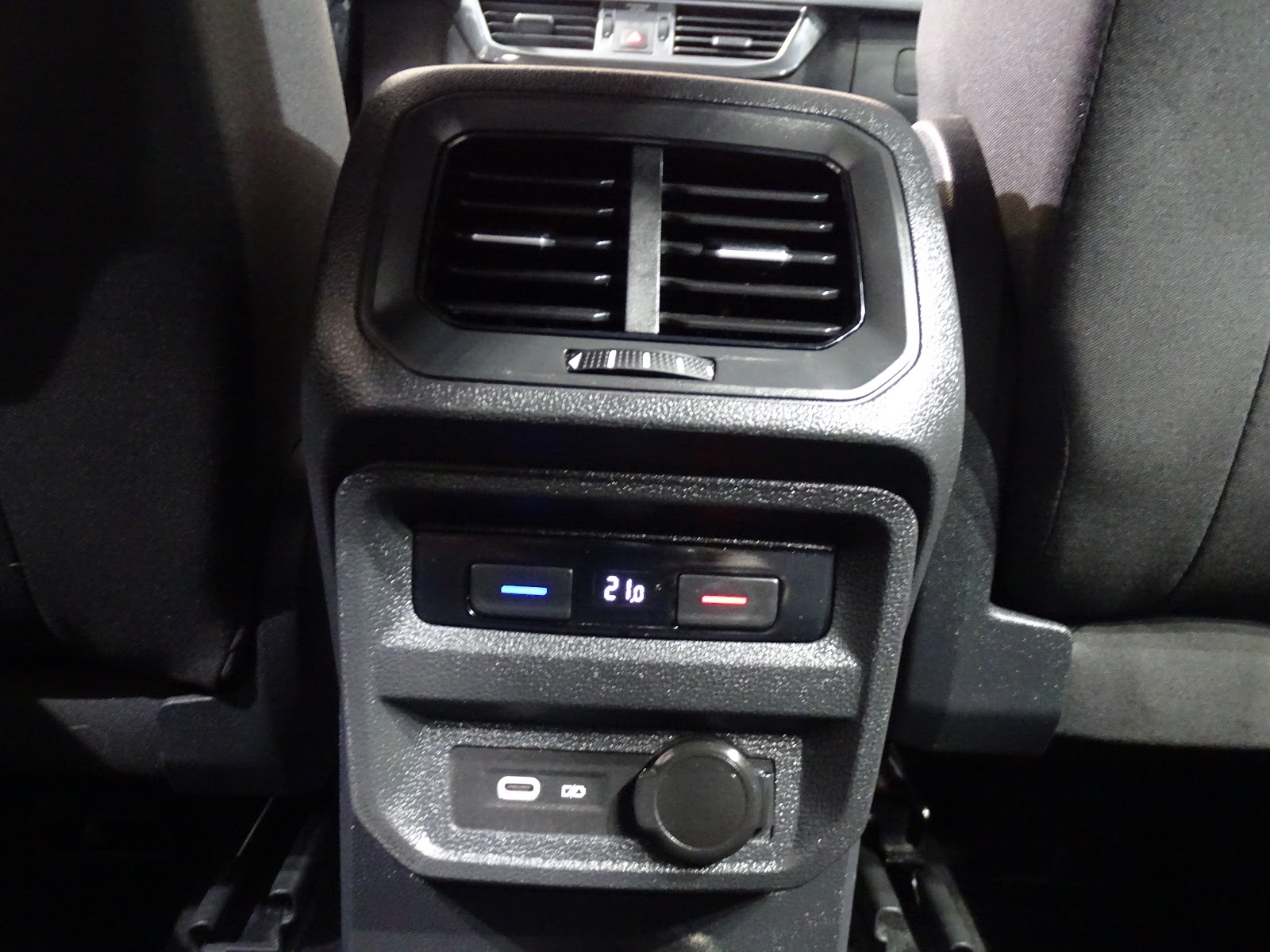 Foto 13 de SEAT TARRACO 2023 en venta en CSV Motor VALDEFUENTES