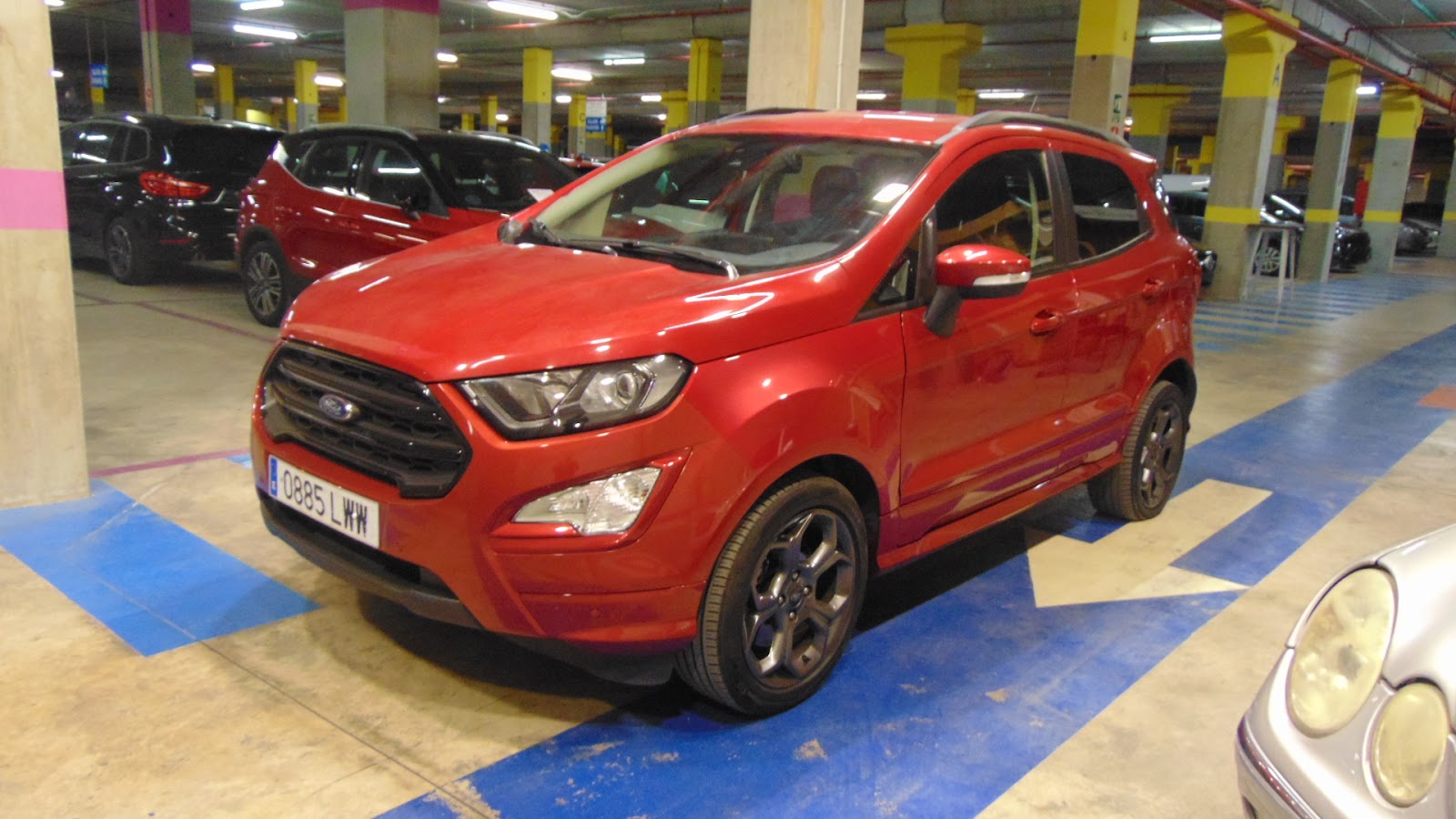 Foto 2 de Ford Ecosport 2022 en venta en CSV Motor VALDEFUENTES · color Rojo Metalizado