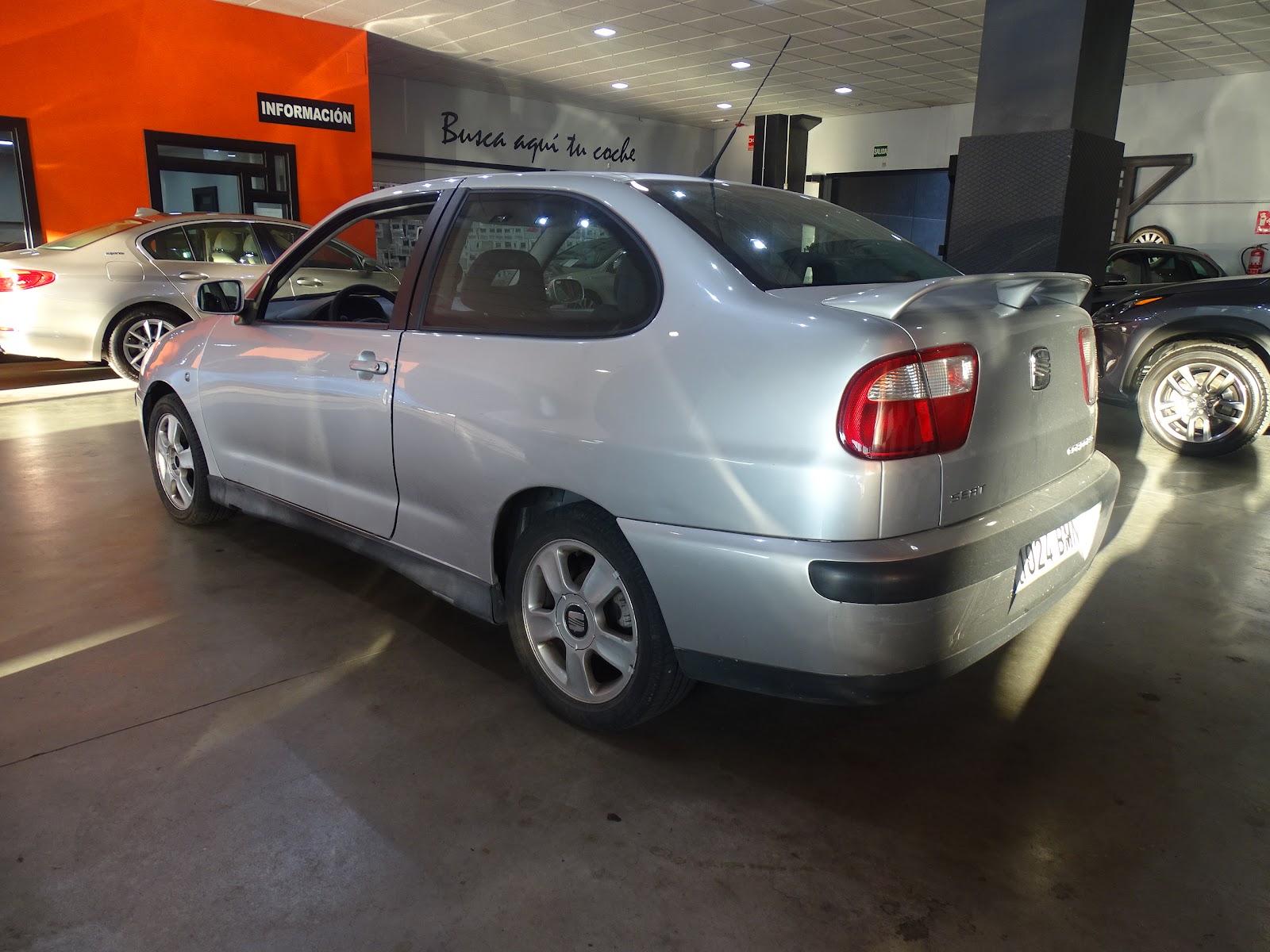 Foto 2 de SEAT CORDOBA 2001 en venta en CSV Motor VALDEFUENTES
