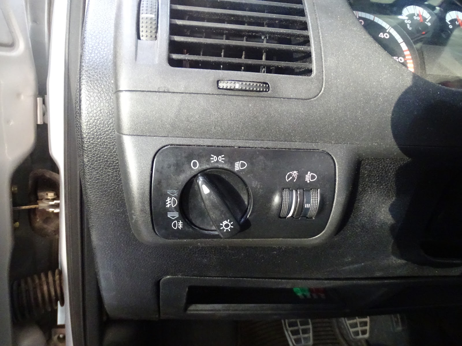 Foto 5 de SEAT CORDOBA 2001 en venta en CSV Motor VALDEFUENTES