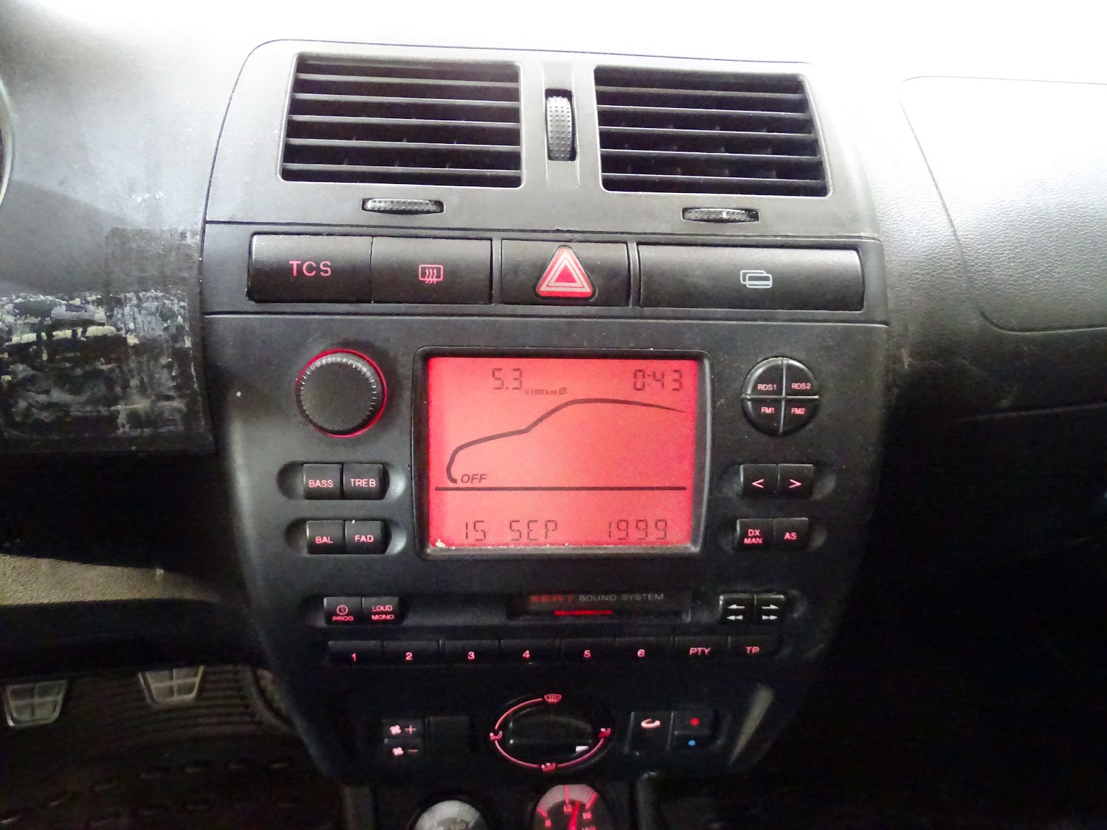 Foto 7 de SEAT CORDOBA 2001 en venta en CSV Motor VALDEFUENTES