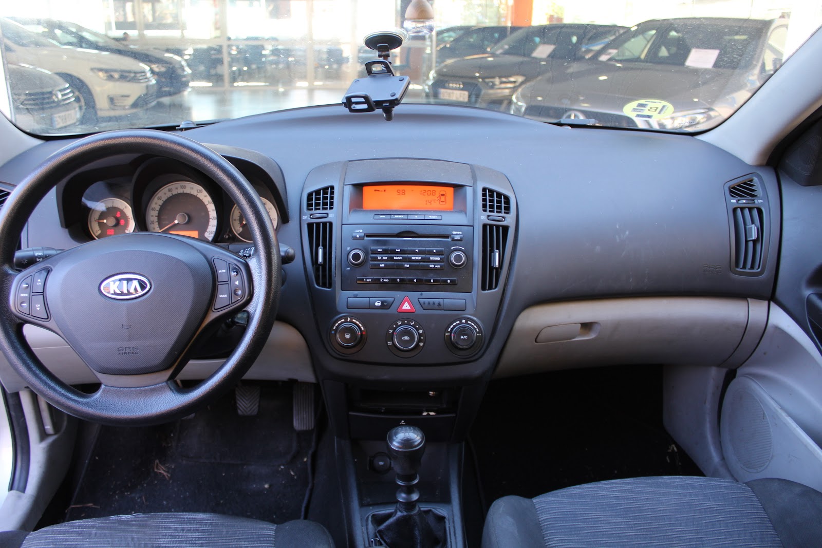 Foto 8 de KIA CEED 2017 en venta en CSV Motor VALDEFUENTES