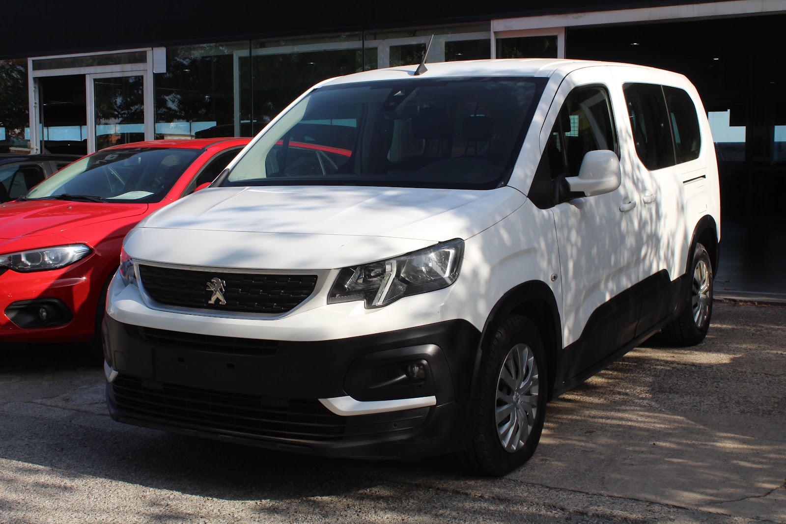Foto 2 de Peugeot Rifter 2020 en venta en CSV Motor VALDEFUENTES