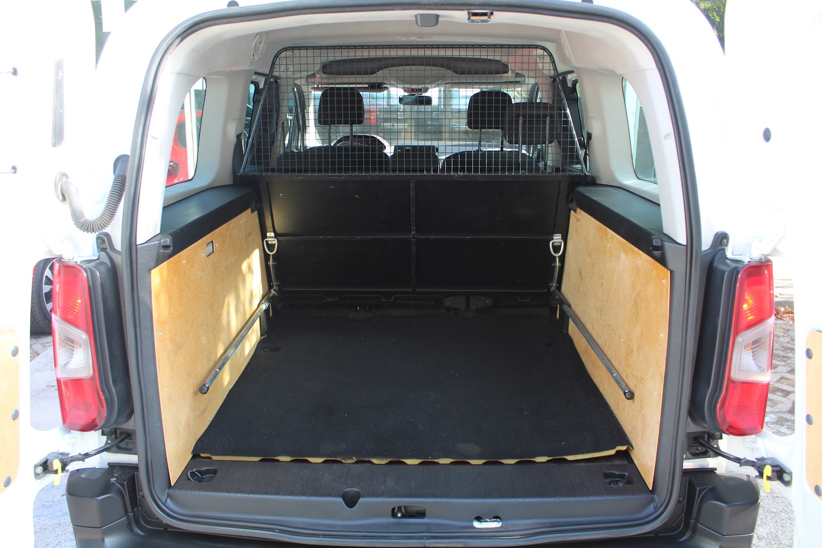 Foto 18 de PEUGEOT RIFTER 2020 en venta en CSV Motor VALDEFUENTES