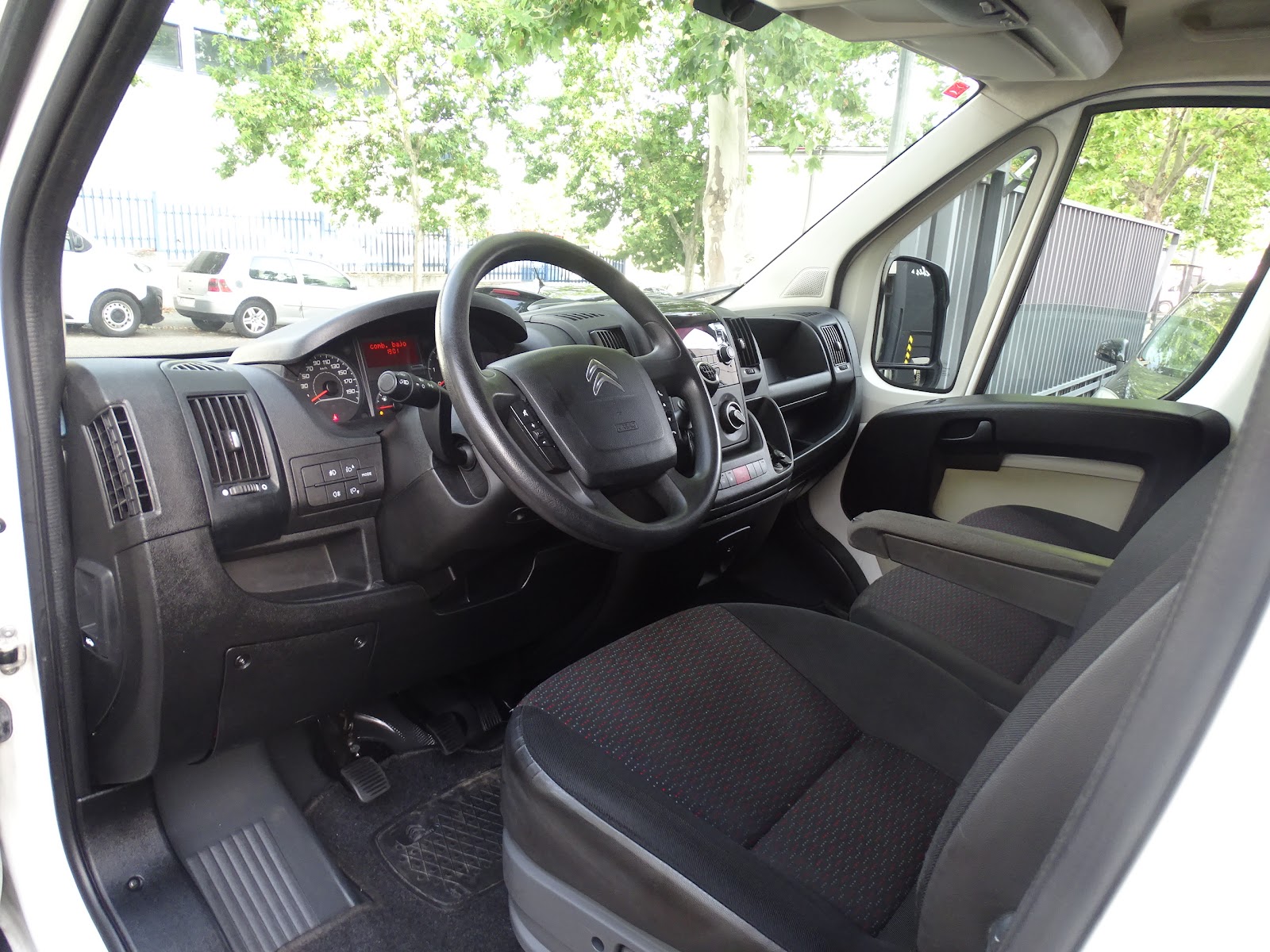 Foto 12 de CITROËN JUMPER 2015 en venta en CSV Motor VALDEFUENTES