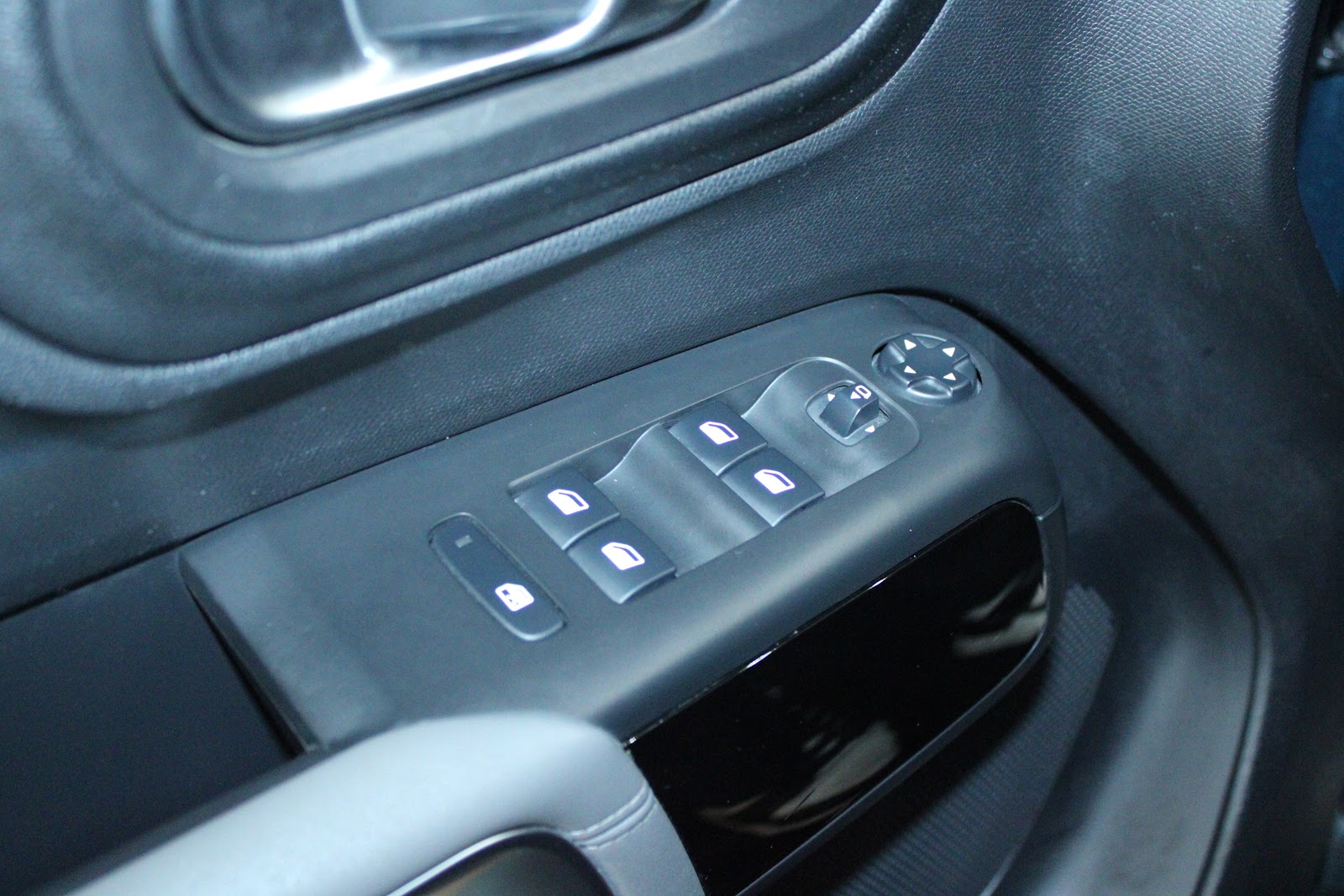 Foto 13 de CITROËN C5 AIRCROSS 2020 en venta en CSV Motor VALDEFUENTES