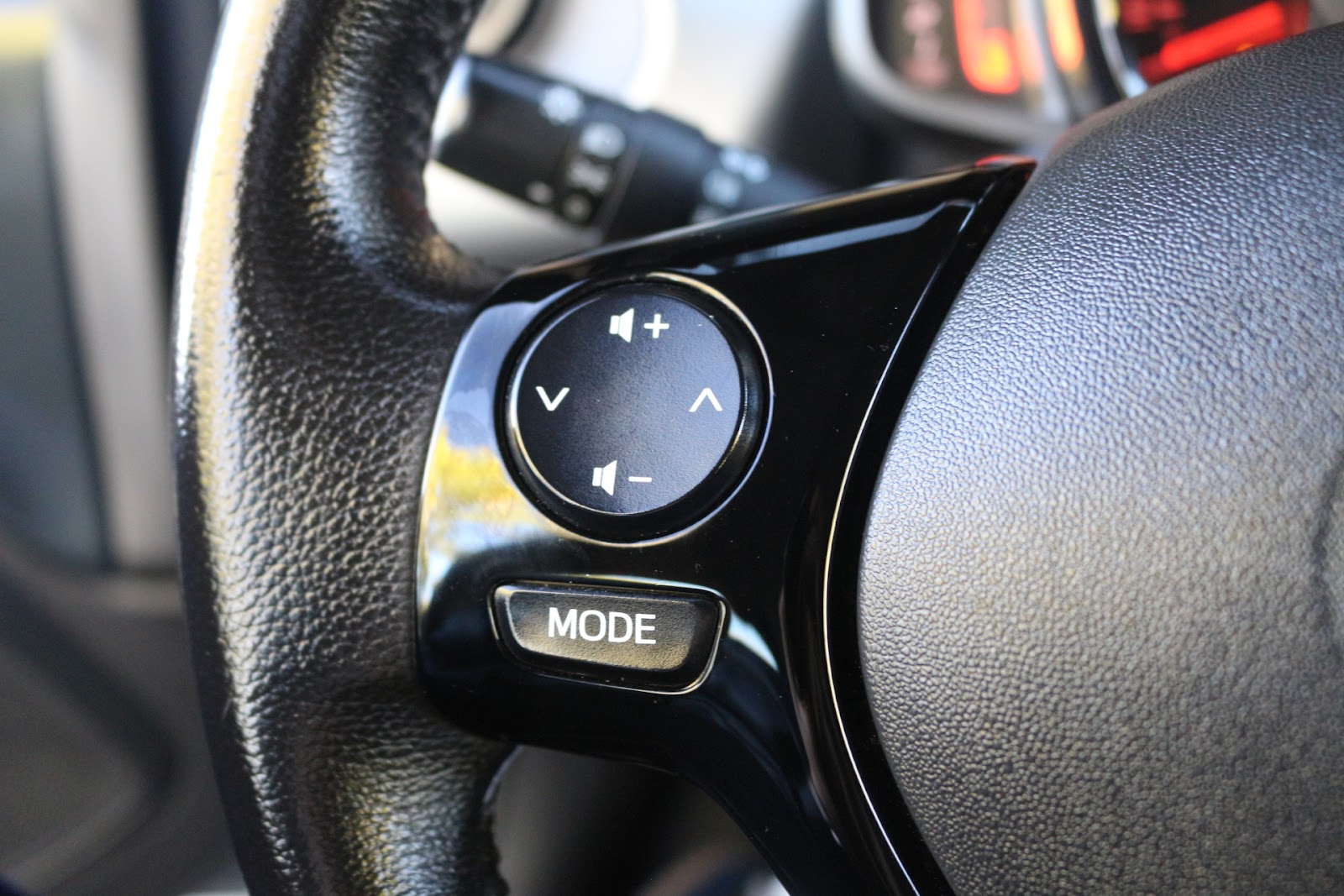 Foto 12 de TOYOTA AYGO 2017 en venta en CSV Motor VALDEFUENTES