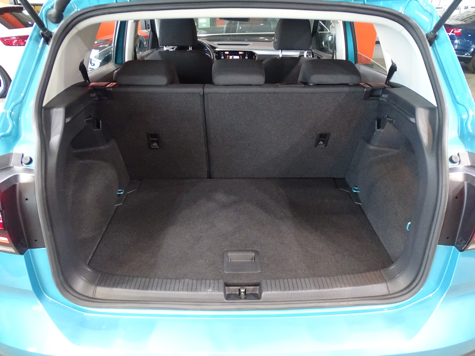 Foto 8 de VOLKSWAGEN T-CROSS 2020 en venta en CSV Motor VALDEFUENTES