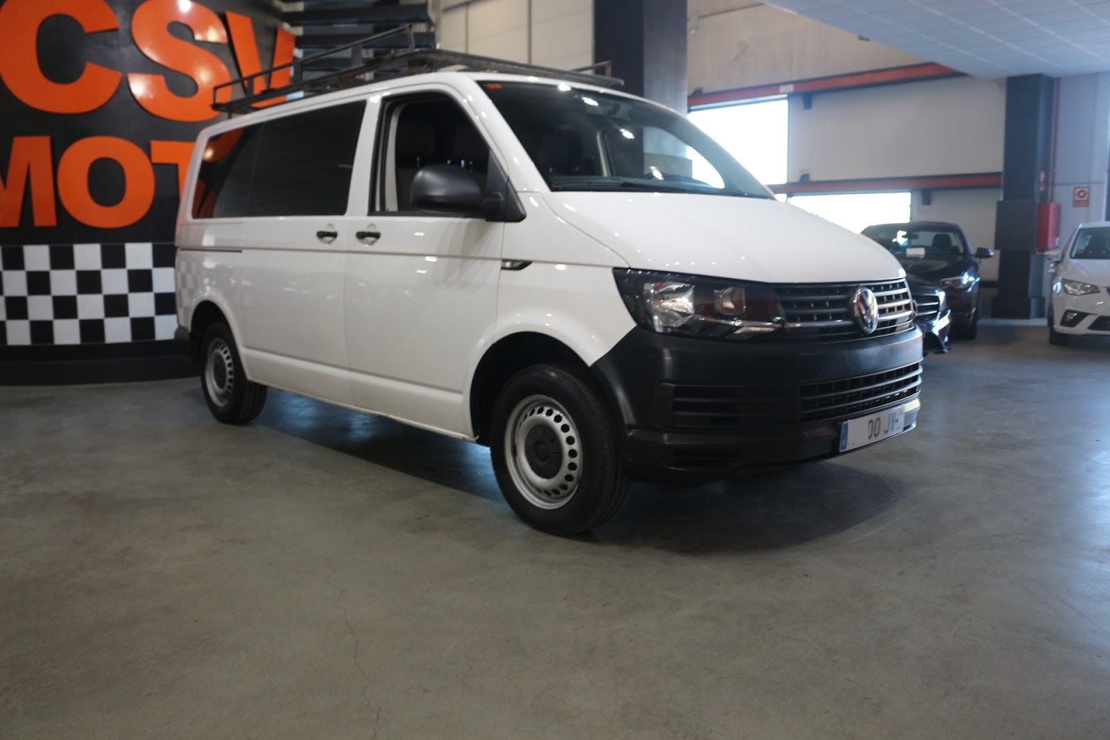 Foto 3 de VOLKSWAGEN TRANSPORTER 2017 en venta en CSV Motor VALDEFUENTES