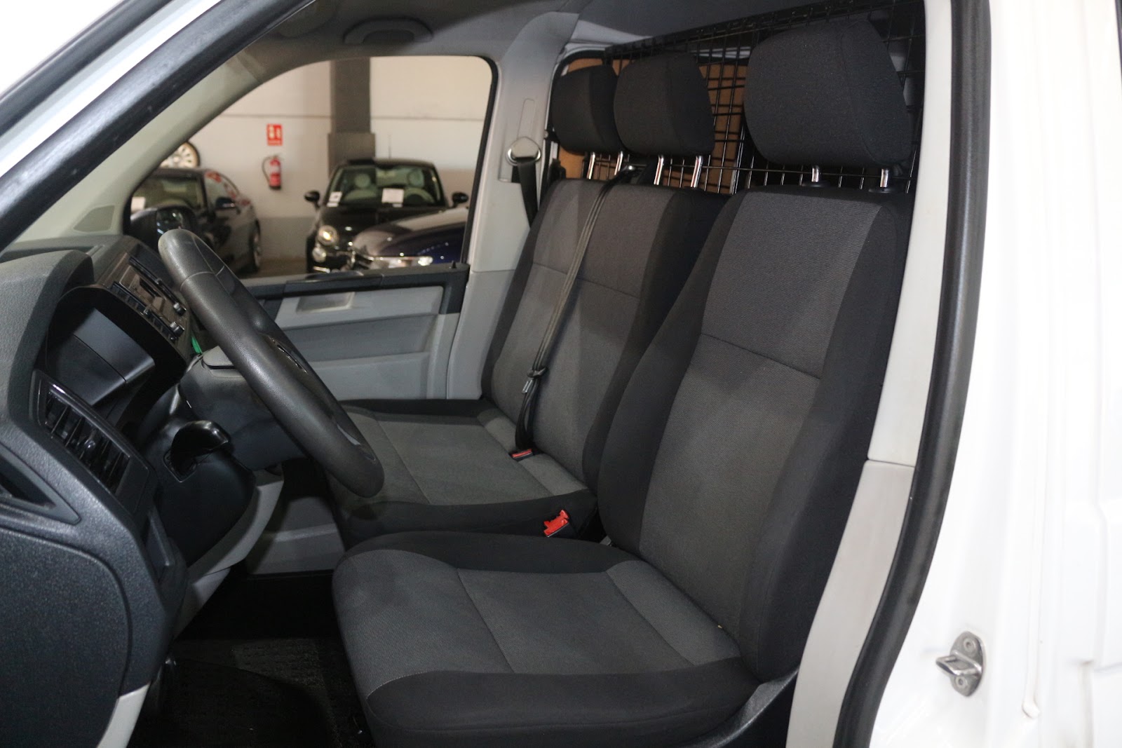 Foto 6 de VOLKSWAGEN TRANSPORTER 2017 en venta en CSV Motor VALDEFUENTES