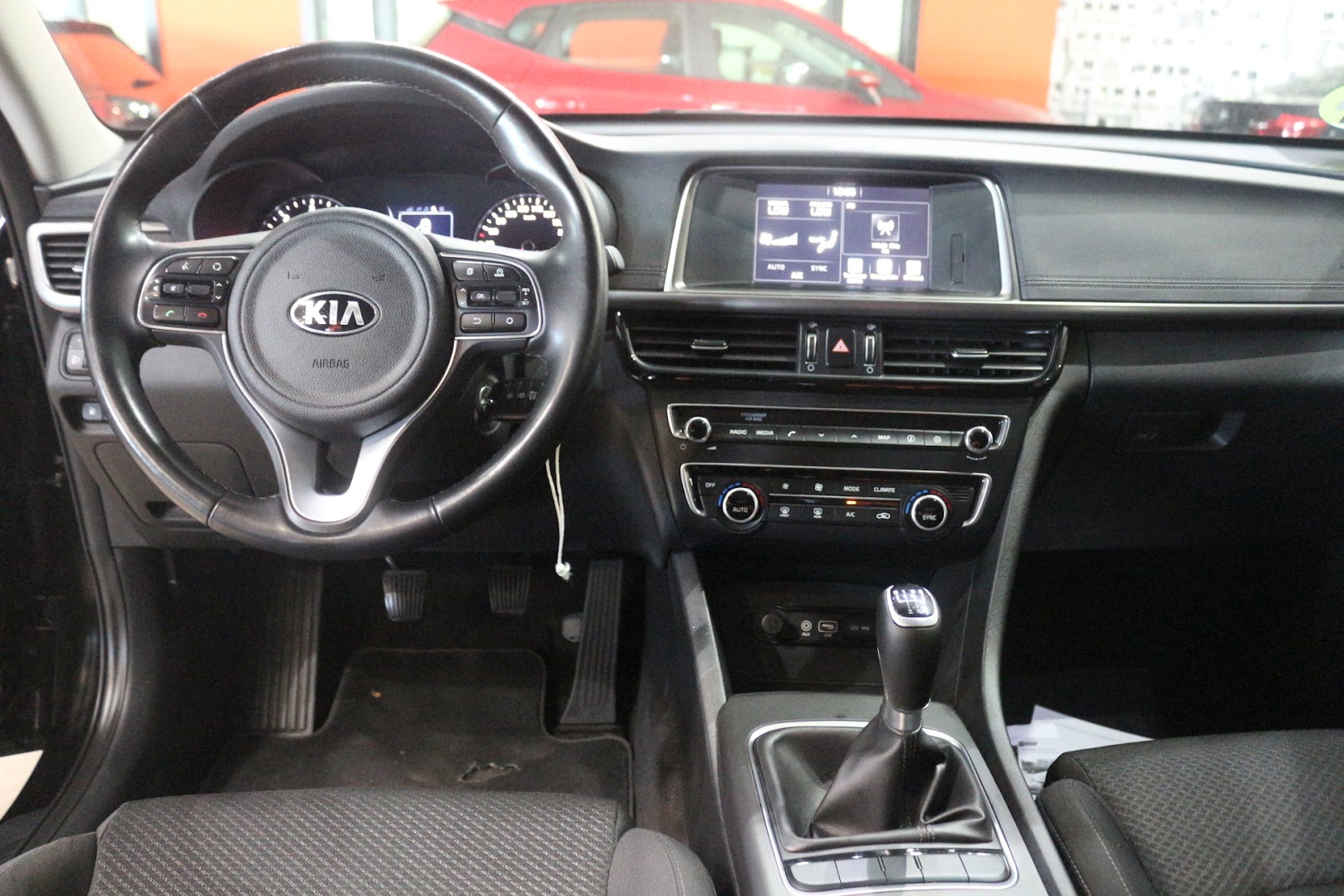 Foto 9 de KIA OPTIMA 2018 en venta en CSV Motor VALDEFUENTES