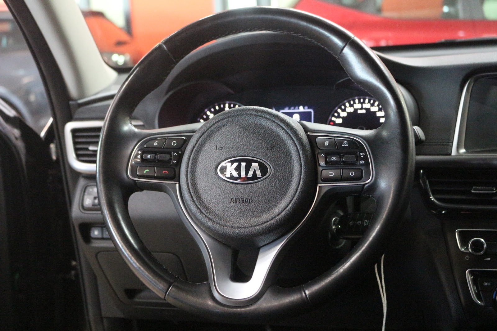 Foto 10 de KIA OPTIMA 2018 en venta en CSV Motor VALDEFUENTES