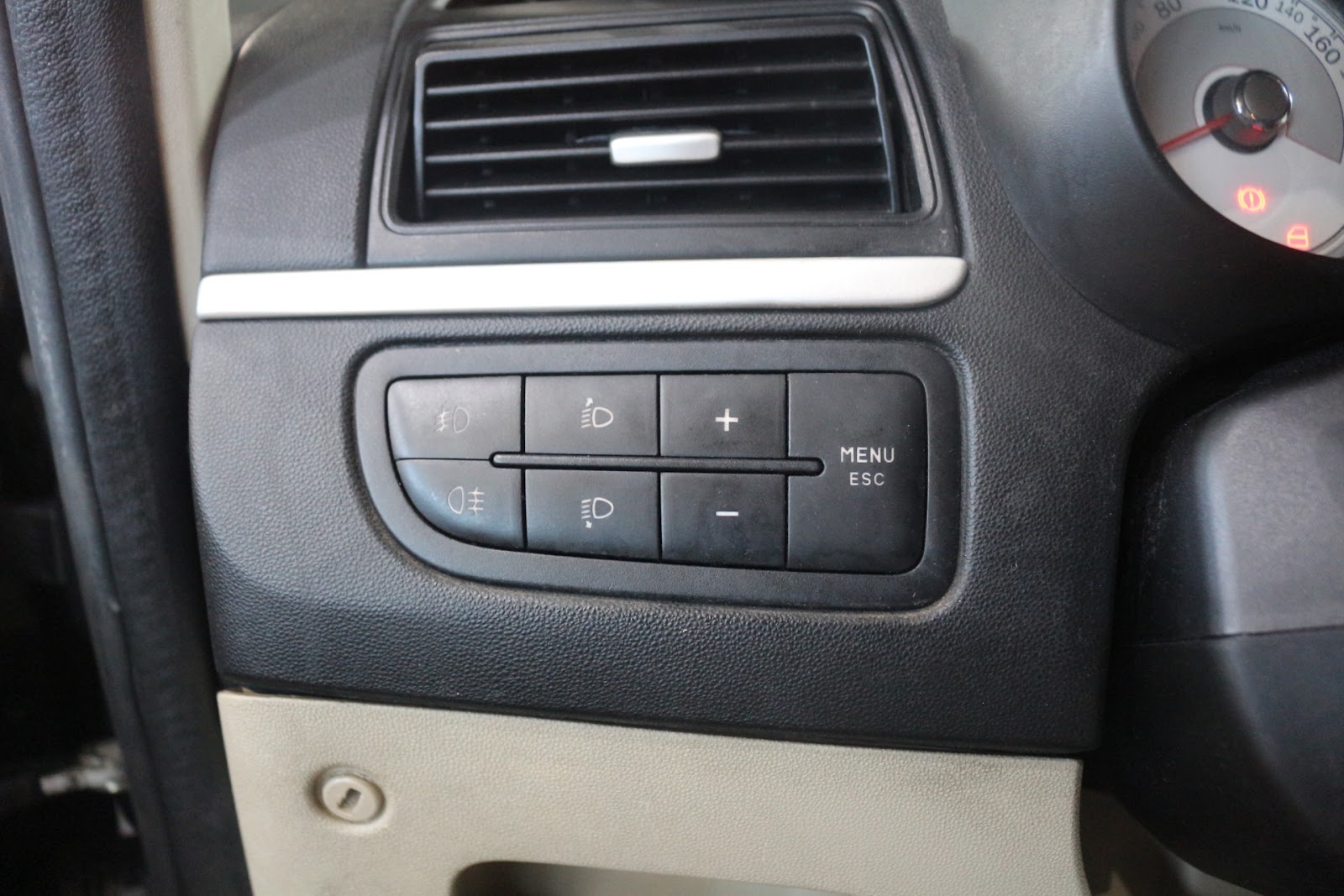 Foto 12 de FIAT LINEA 2008 en venta en CSV Motor VALDEFUENTES