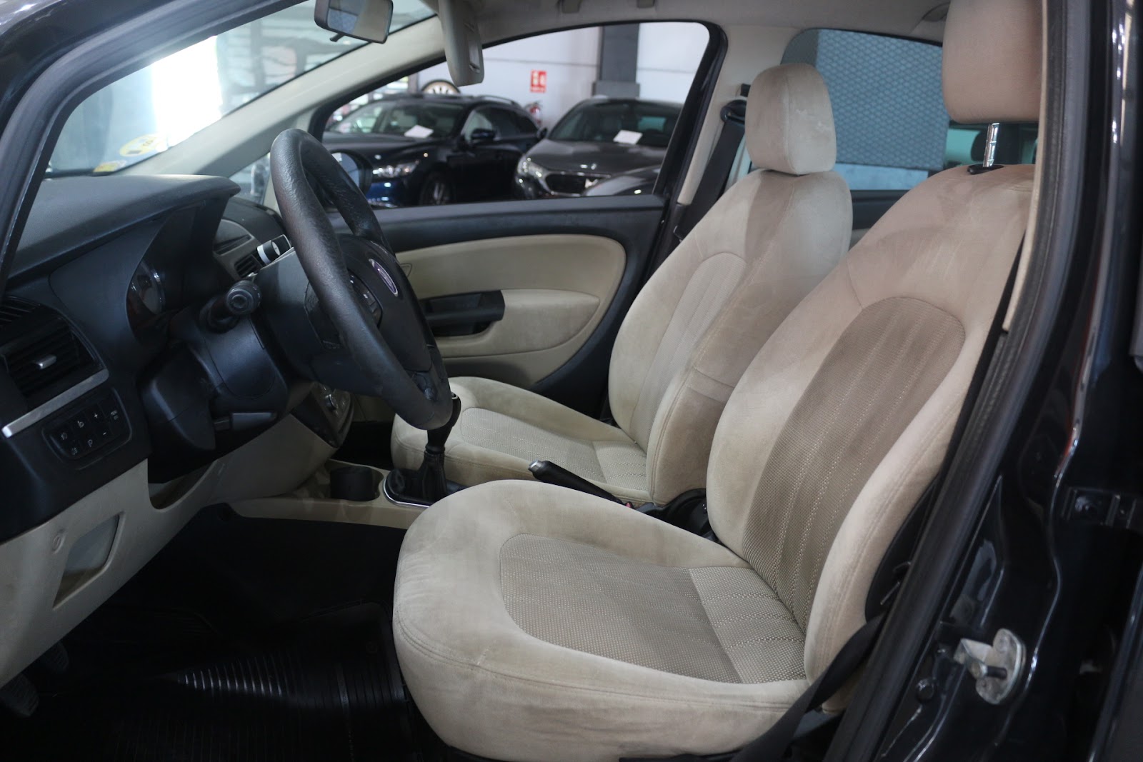 Foto 6 de FIAT LINEA 2008 en venta en CSV Motor VALDEFUENTES