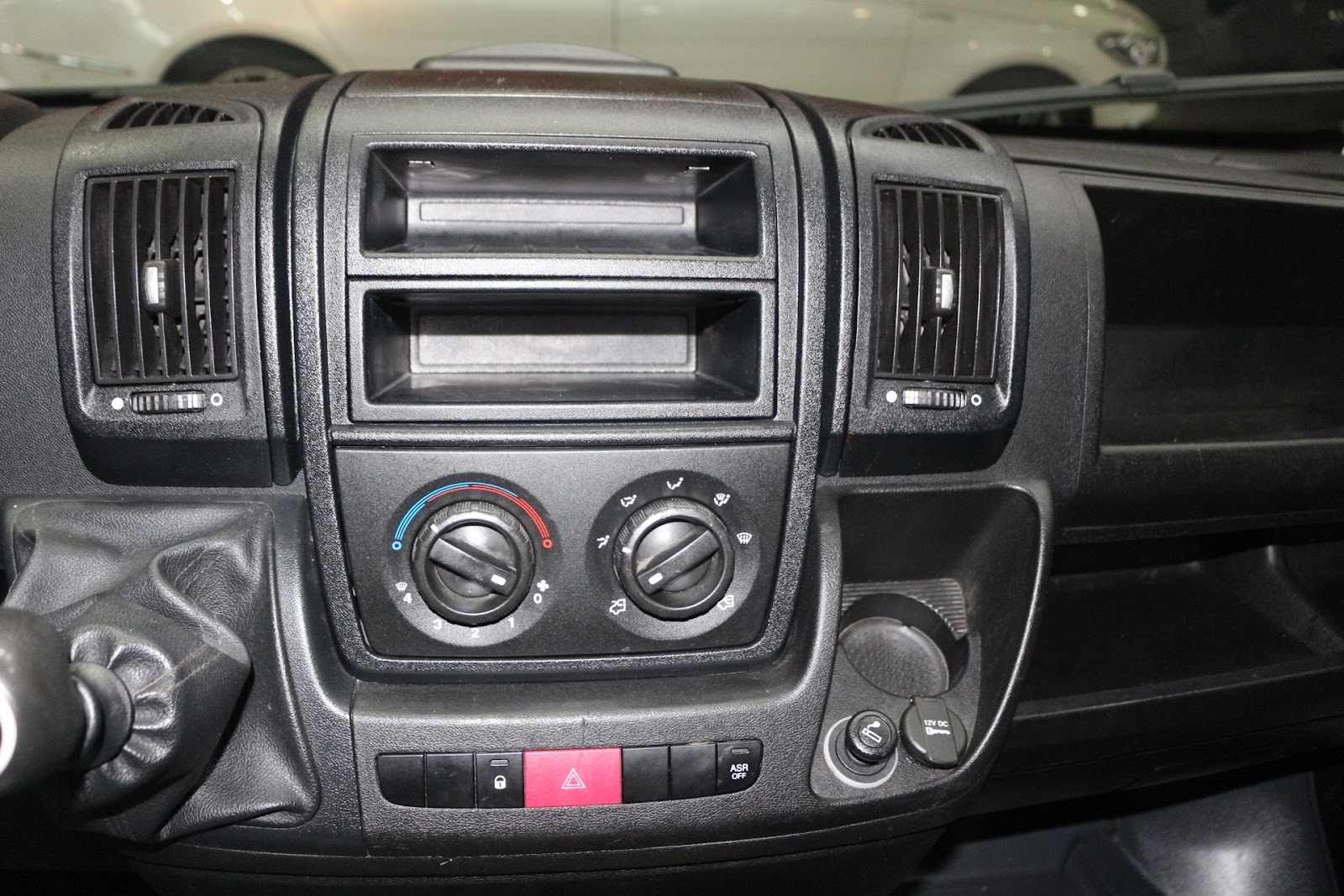 Foto 12 de PEUGEOT BOXER 2016 en venta en CSV Motor VALDEFUENTES