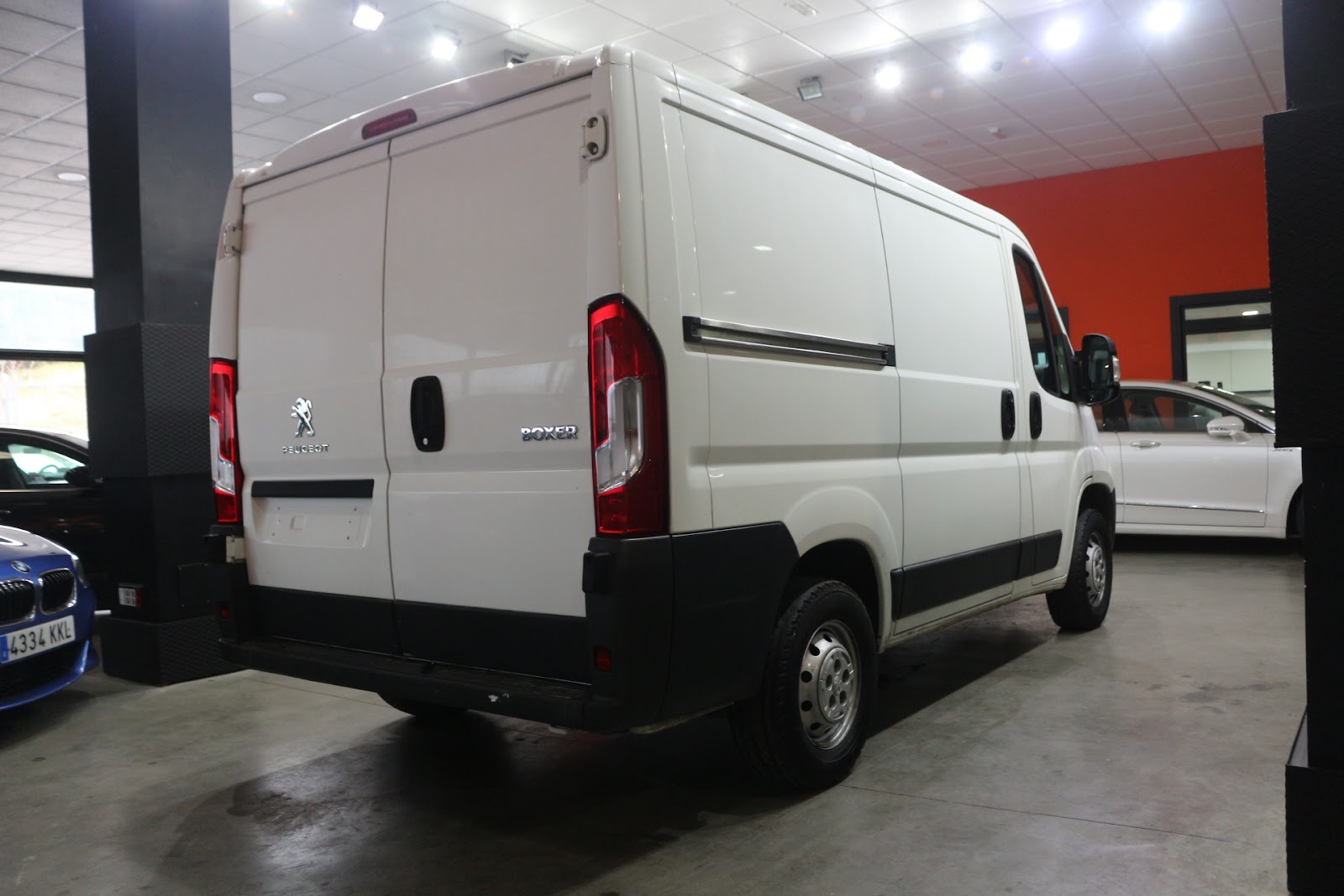 Foto 4 de PEUGEOT BOXER 2016 en venta en CSV Motor VALDEFUENTES