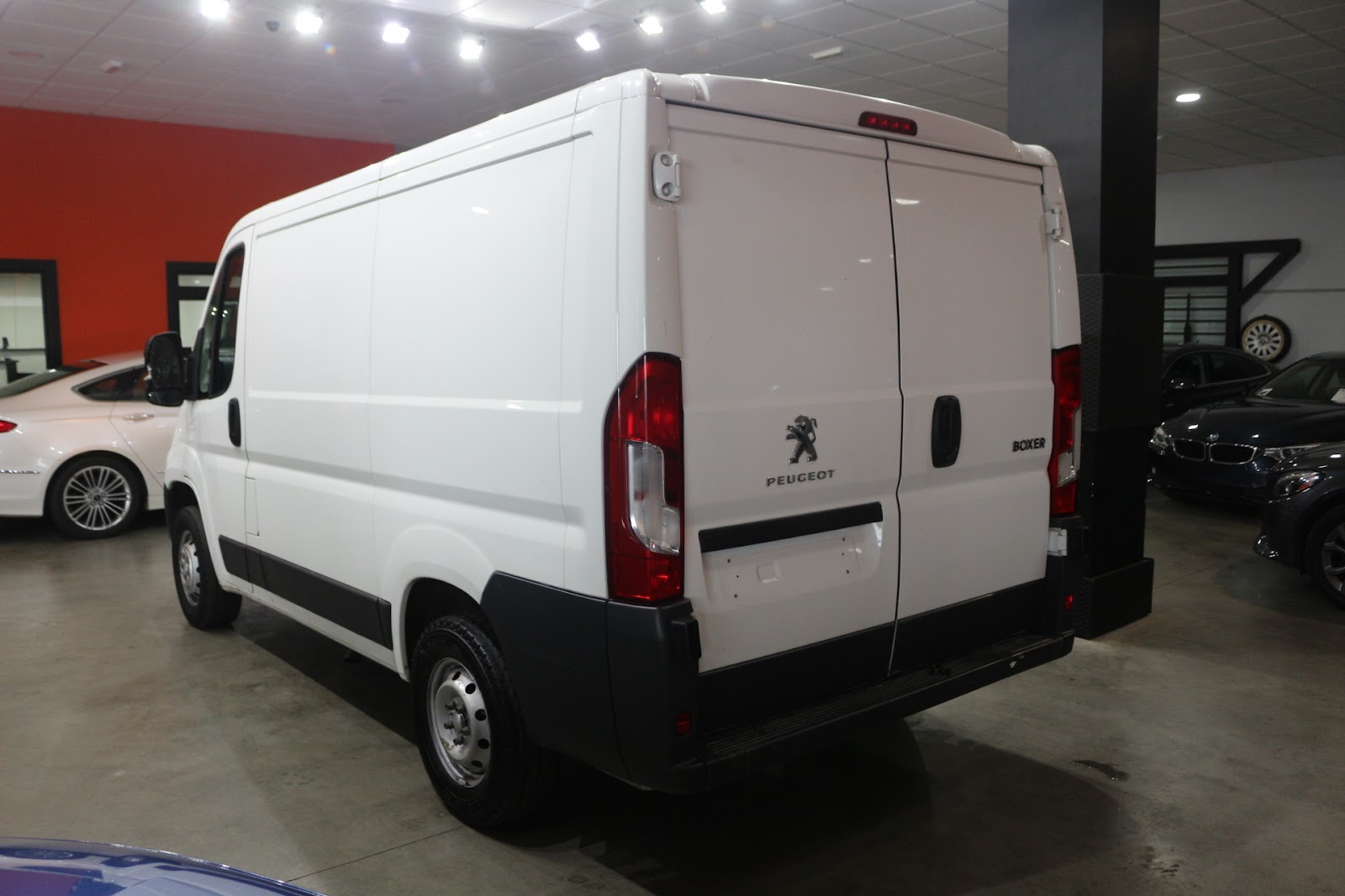 Foto 5 de PEUGEOT BOXER 2016 en venta en CSV Motor VALDEFUENTES