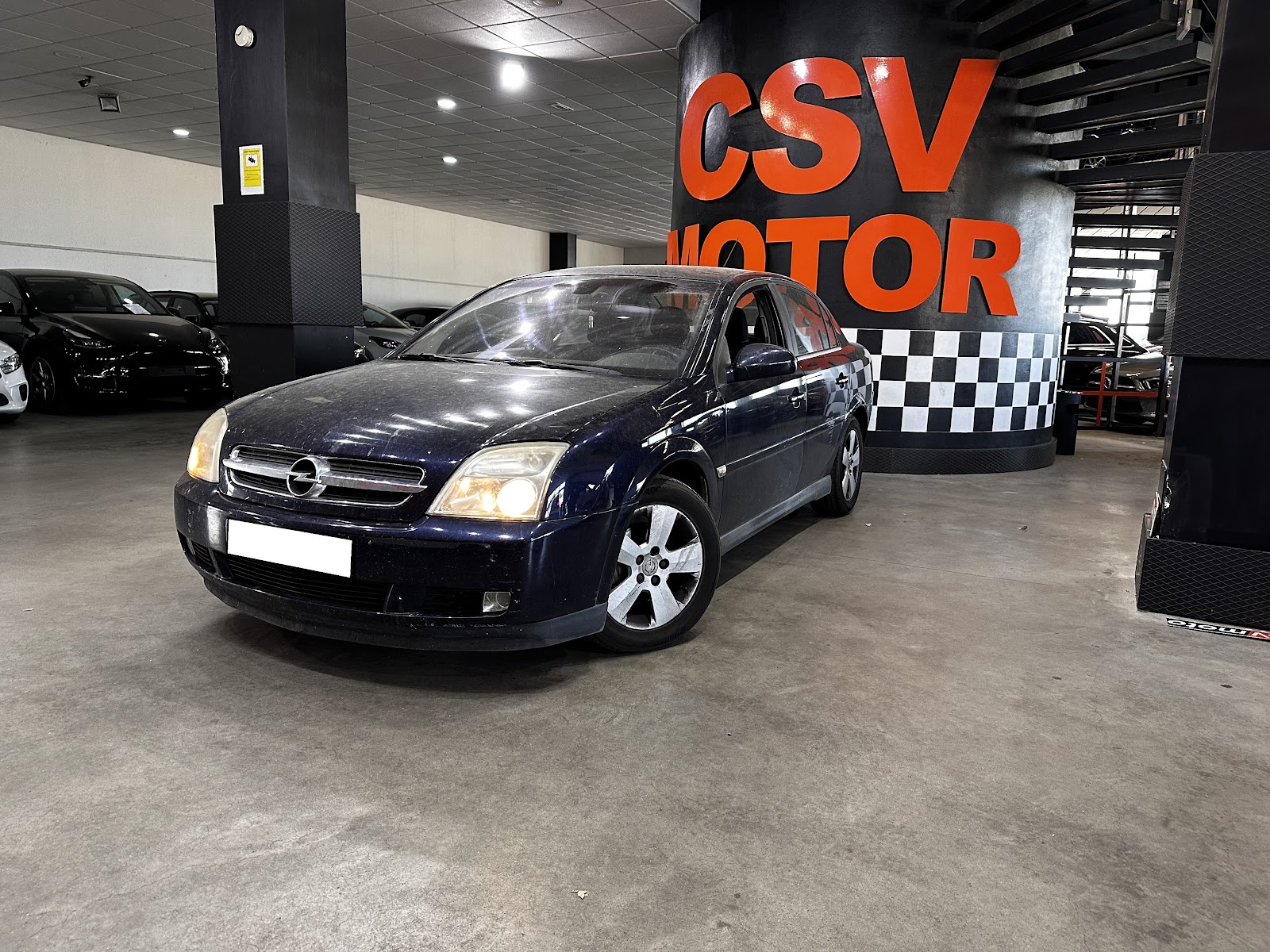 Foto 2 de OPEL VECTRA 2003 en venta en CSV Motor VALDEFUENTES