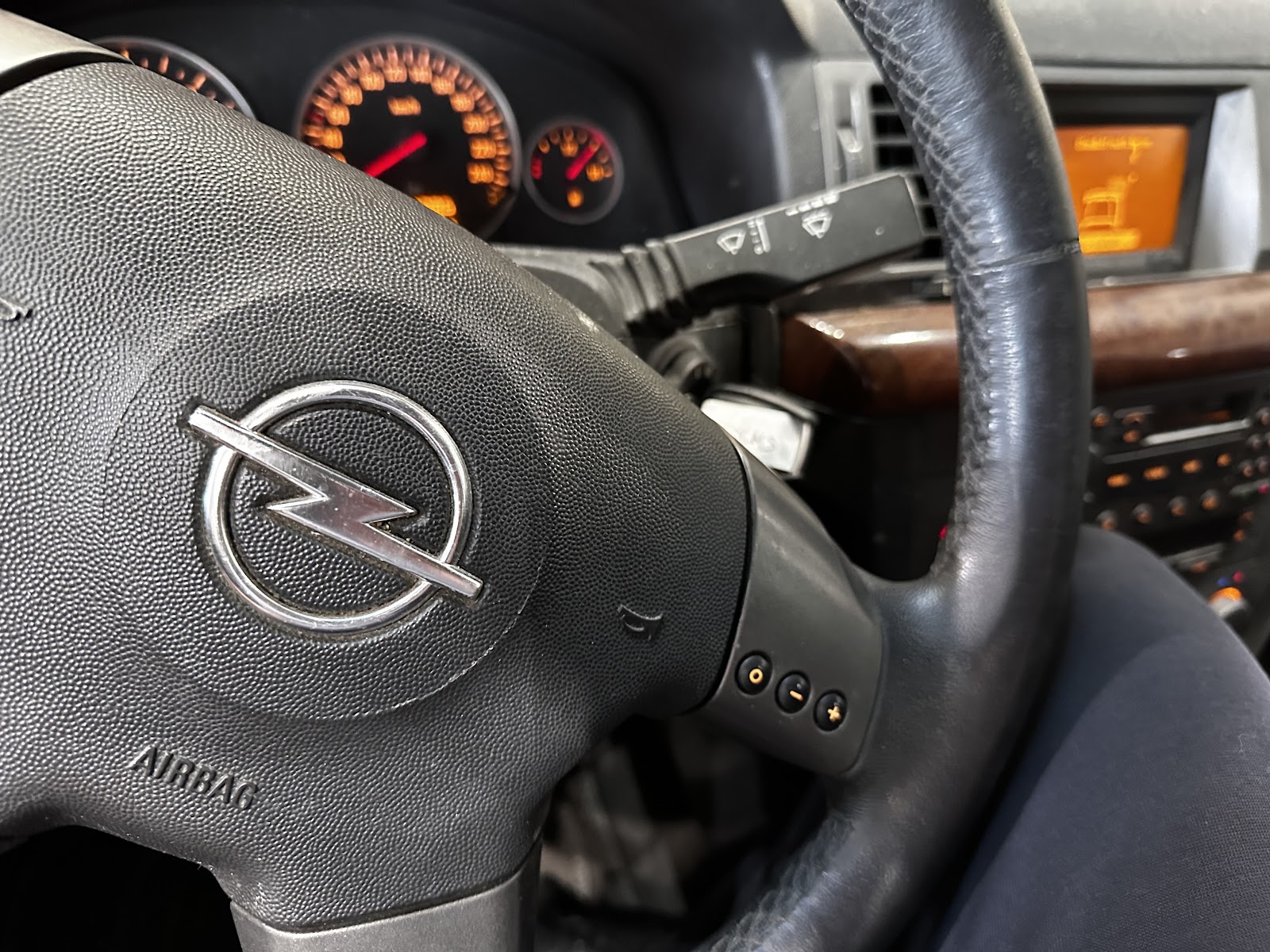 Foto 16 de OPEL VECTRA 2003 en venta en CSV Motor VALDEFUENTES