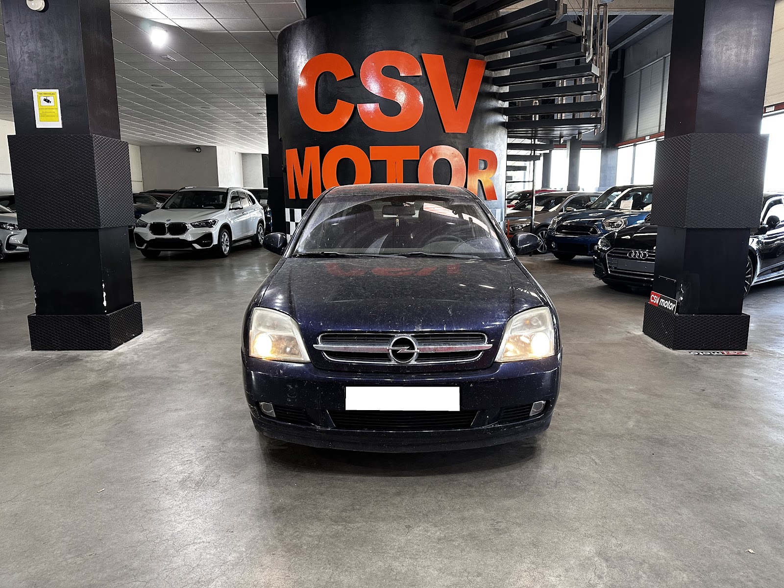Foto 3 de OPEL VECTRA 2003 en venta en CSV Motor VALDEFUENTES