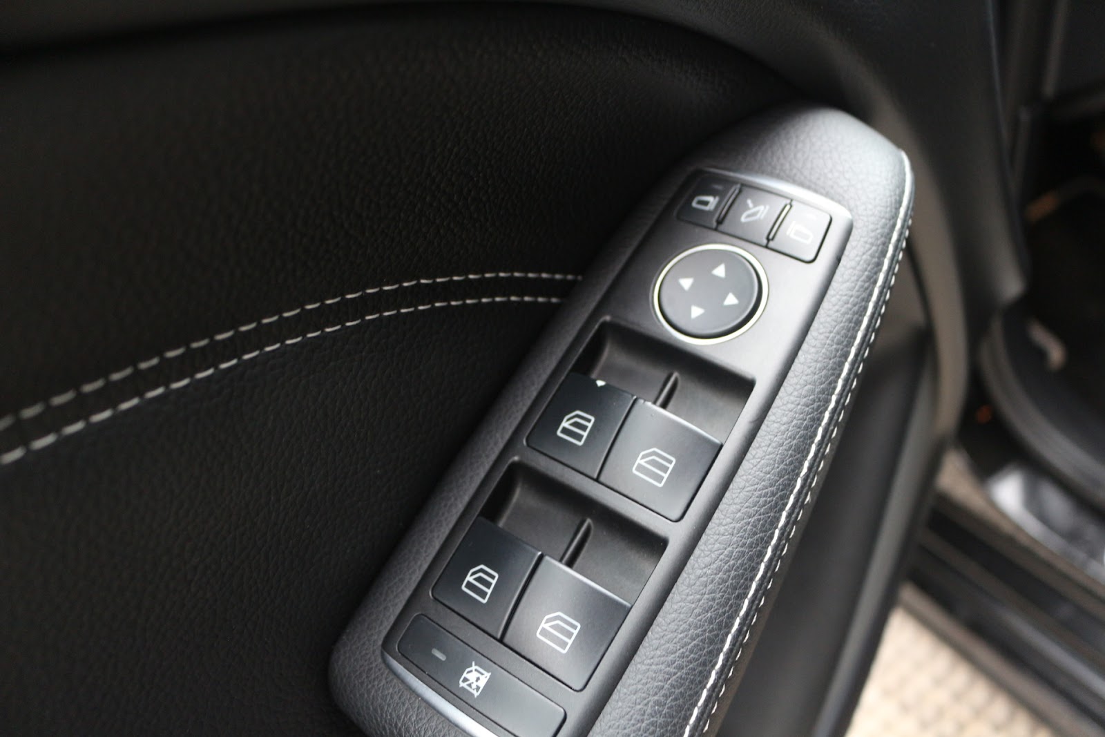 Foto 10 de MERCEDES CLASE B 2016 en venta en CSV Motor VALDEFUENTES