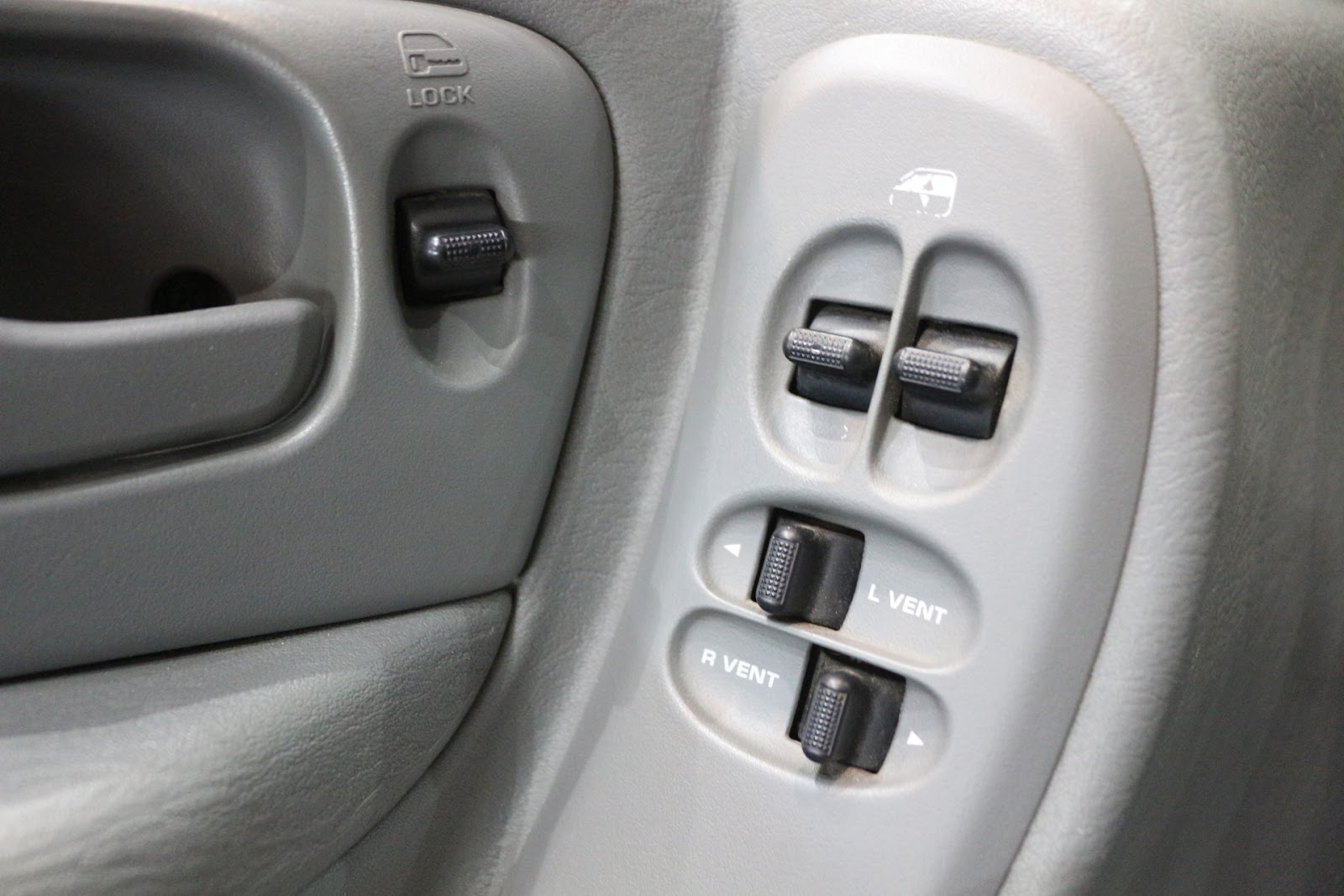 Foto 15 de CHRYSLER VOYAGER 2010 en venta en CSV Motor VALDEFUENTES
