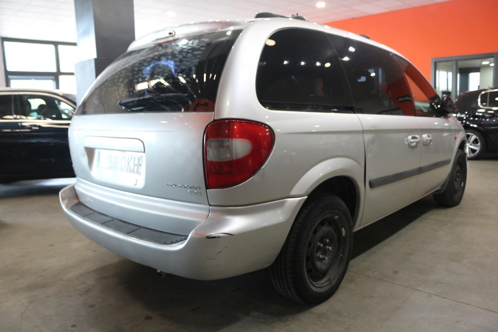 Foto 4 de CHRYSLER VOYAGER 2010 en venta en CSV Motor VALDEFUENTES