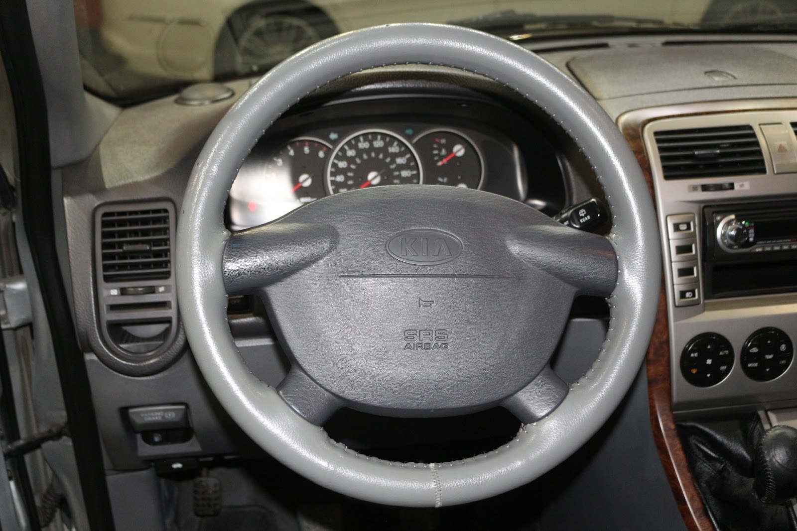 Foto 10 de KIA CARNIVAL 2003 en venta en CSV Motor VALDEFUENTES