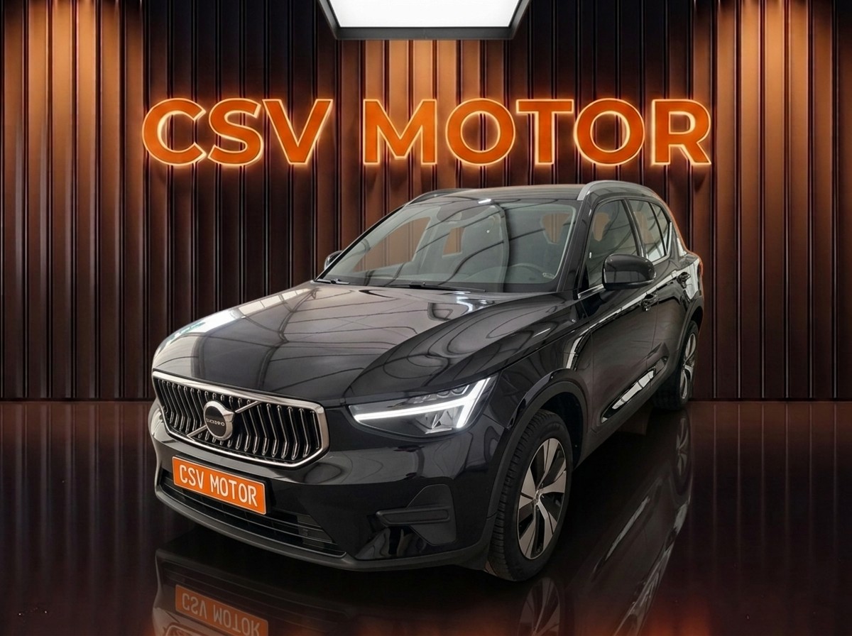 Foto 2 de Volvo Xc40 2023 en venta en CSV Motor VALDEFUENTES · color Negro