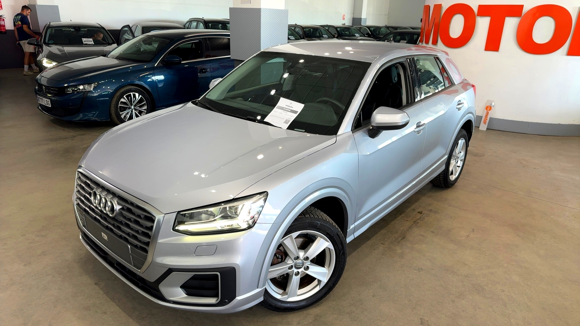 Foto 3 de Audi Q2 2020 en venta en CSV Motor VALDEFUENTES · color Plata