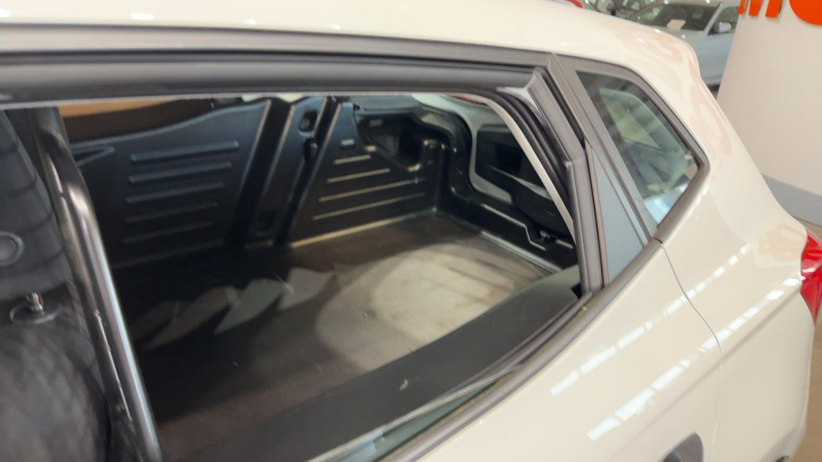 SEAT IBIZA — interior asientos traseros | CSV Motor VALDEFUENTES