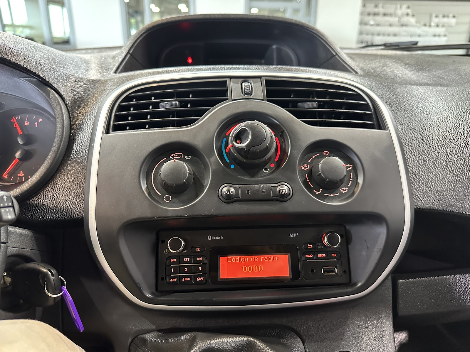 Foto 20 de RENAULT KANGOO 2019 en venta en CSV Motor VALENCIA