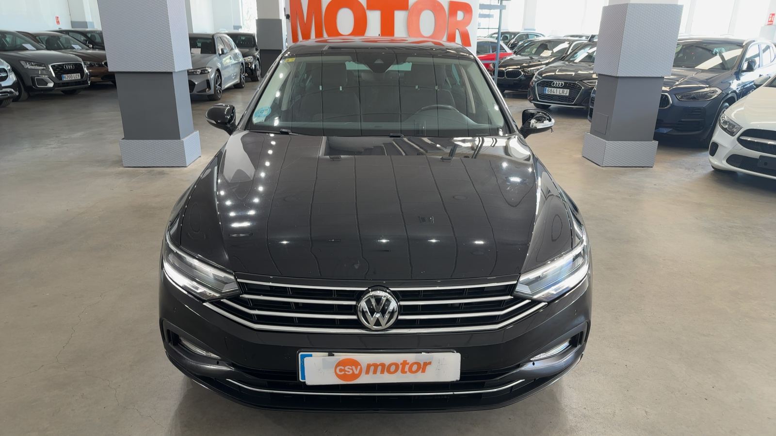 VOLKSWAGEN PASSAT — detalle extras | CSV Motor VALDEFUENTES