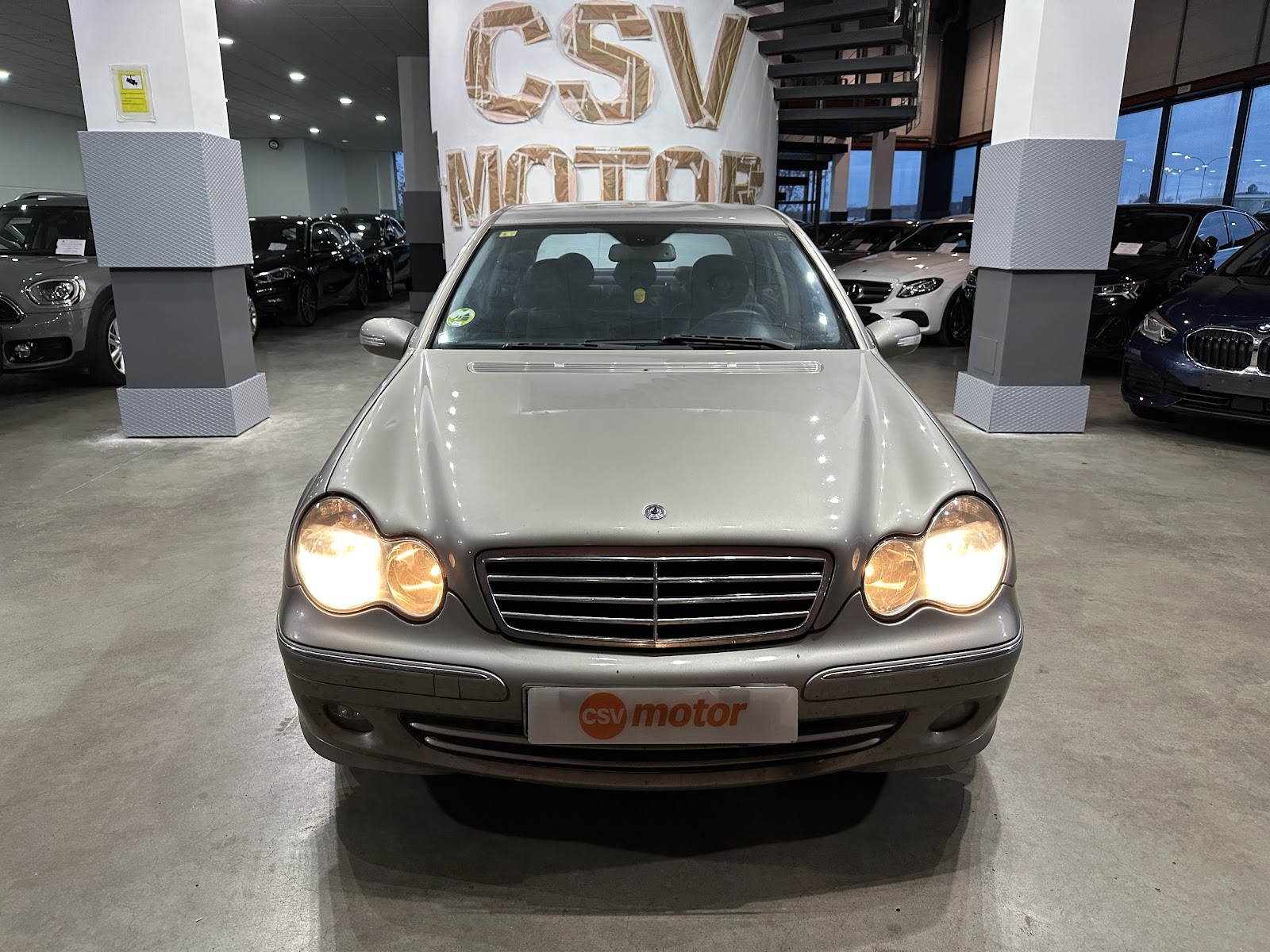 Foto 3 de MERCEDES-BENZ CLASE C 2006 en venta en CSV Motor VALDEFUENTES