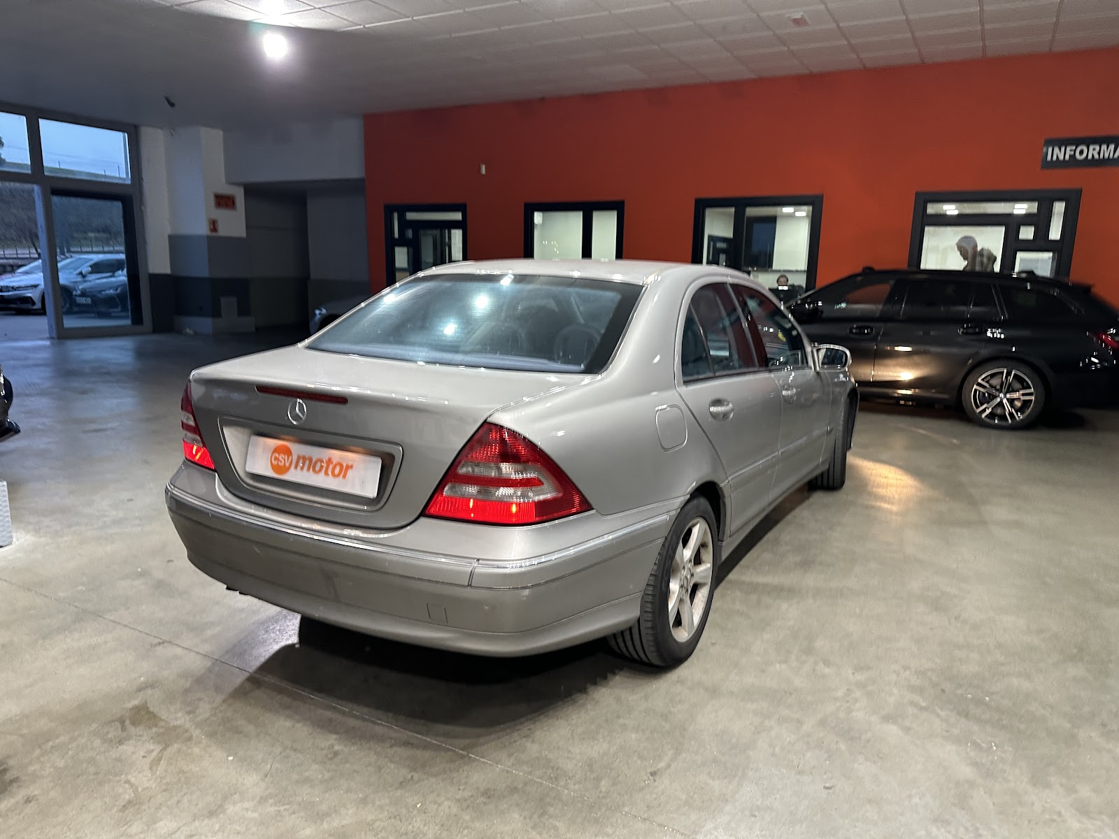 Foto 6 de MERCEDES-BENZ CLASE C 2006 en venta en CSV Motor VALDEFUENTES