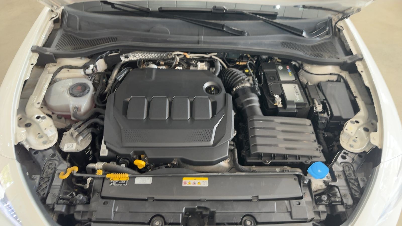 SEAT LEON — vano motor | CSV Motor BARCELONA